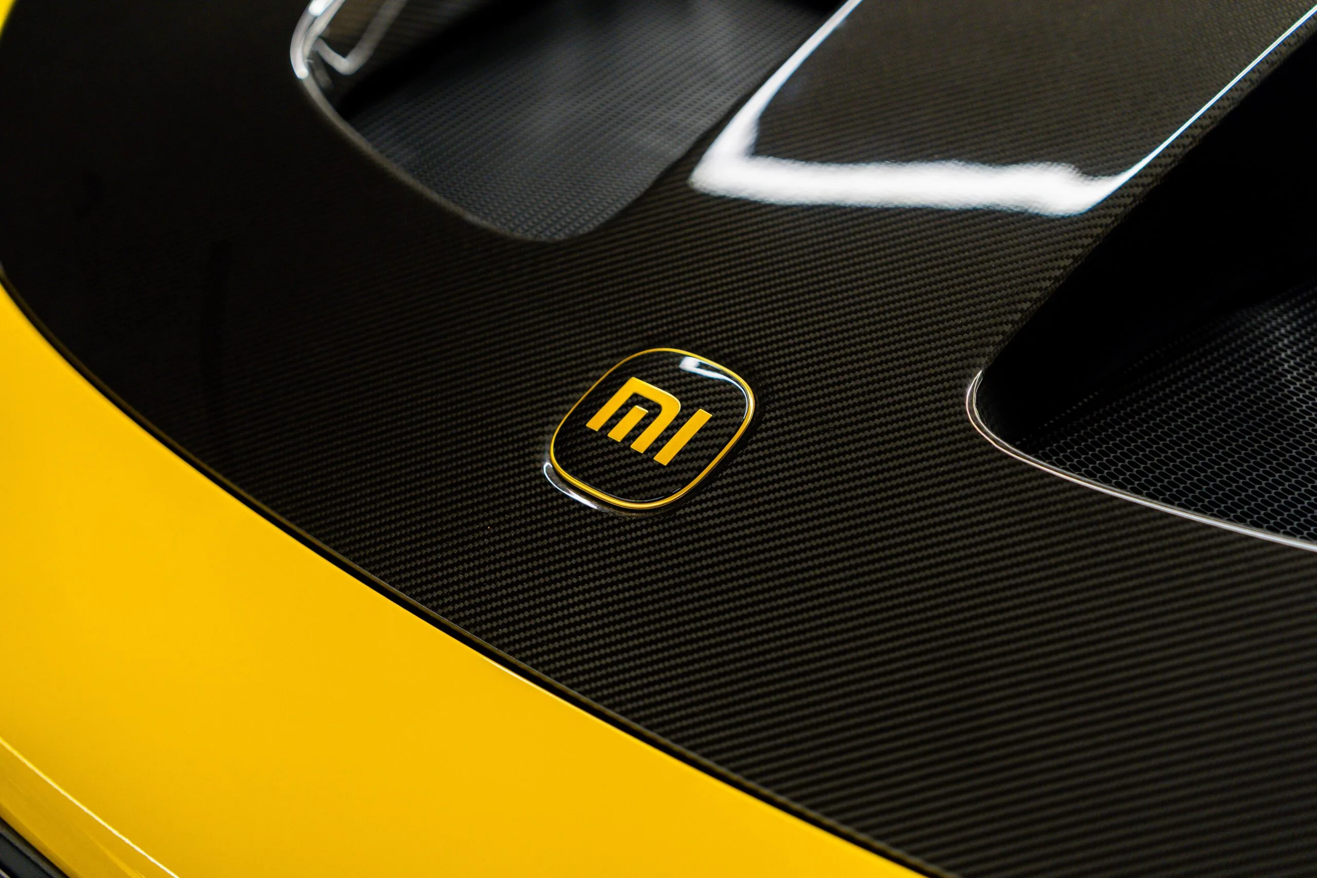 2025 Xiaomi SU7 Ultra, 8/19