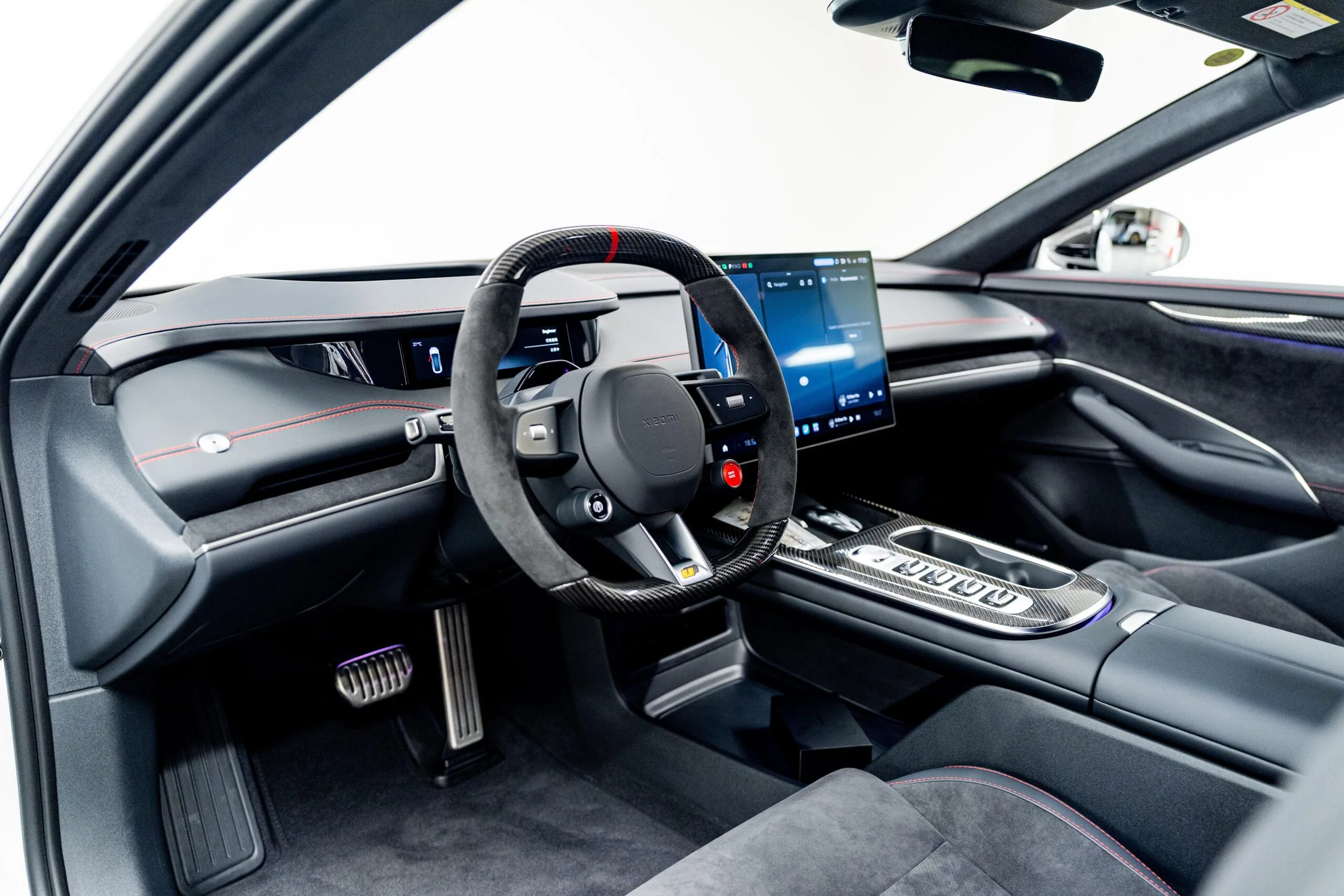 2025 Xiaomi SU7 Ultra, 14/20