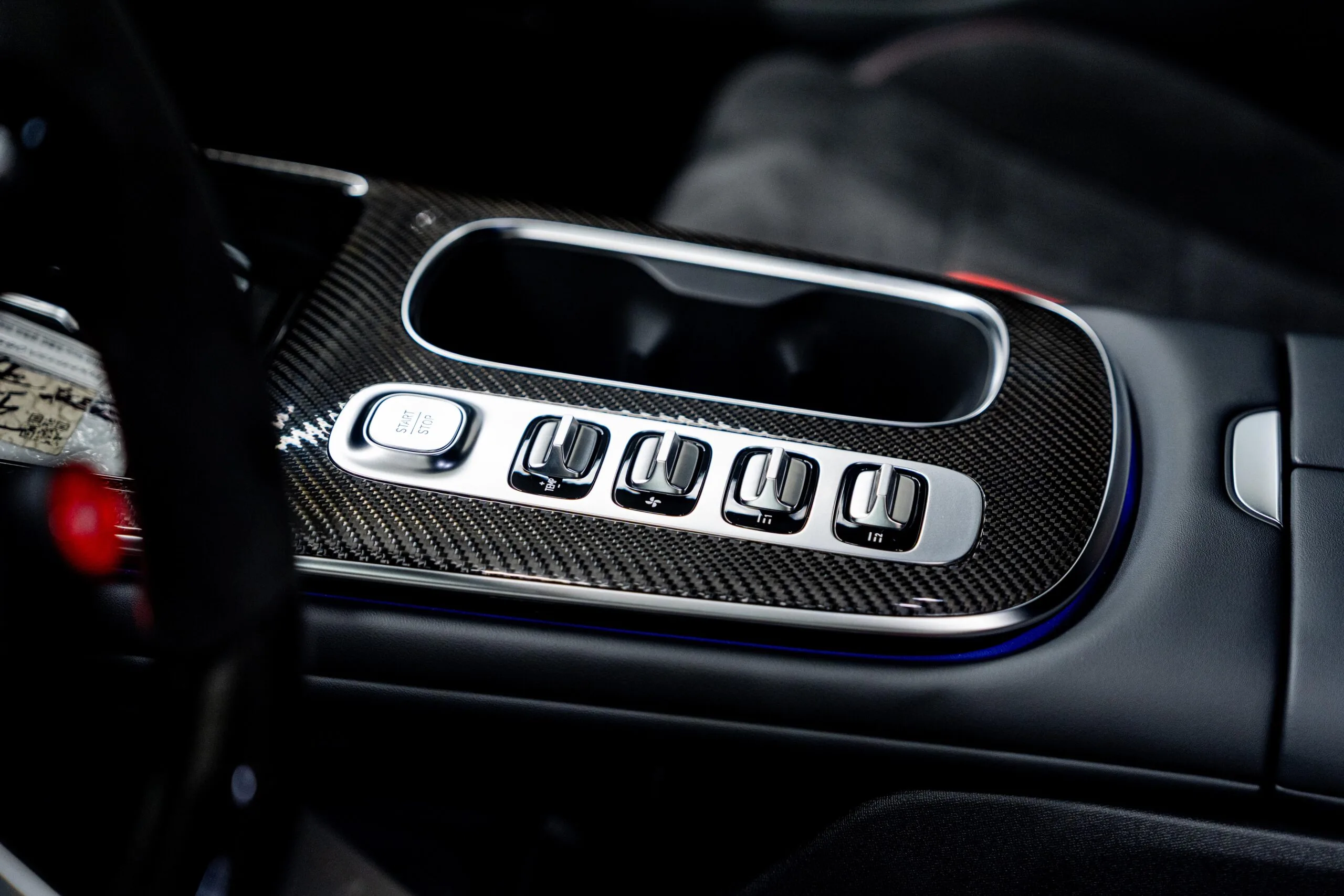 2025 Xiaomi SU7 Ultra, 15/20