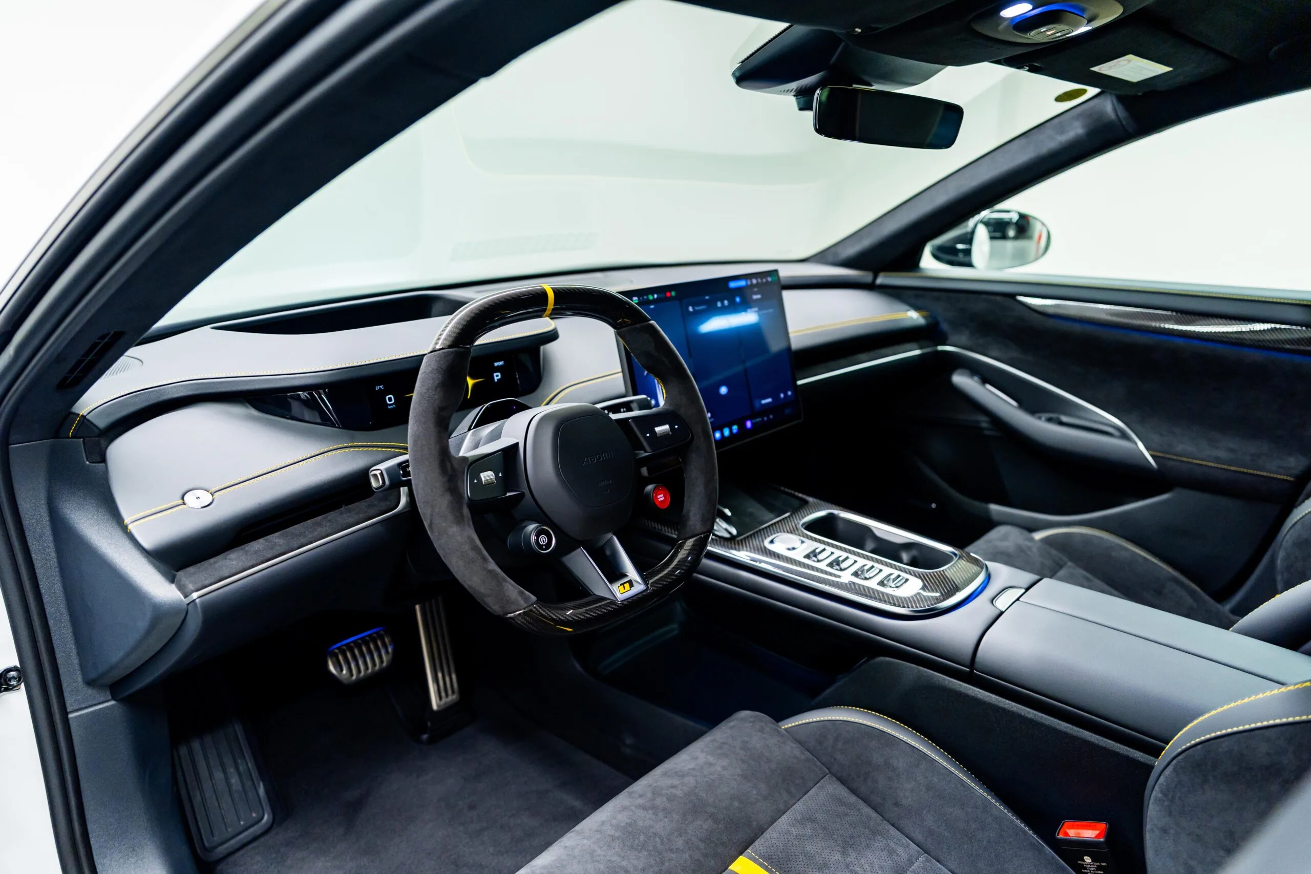 2025 Xiaomi SU7 Ultra, 15/20