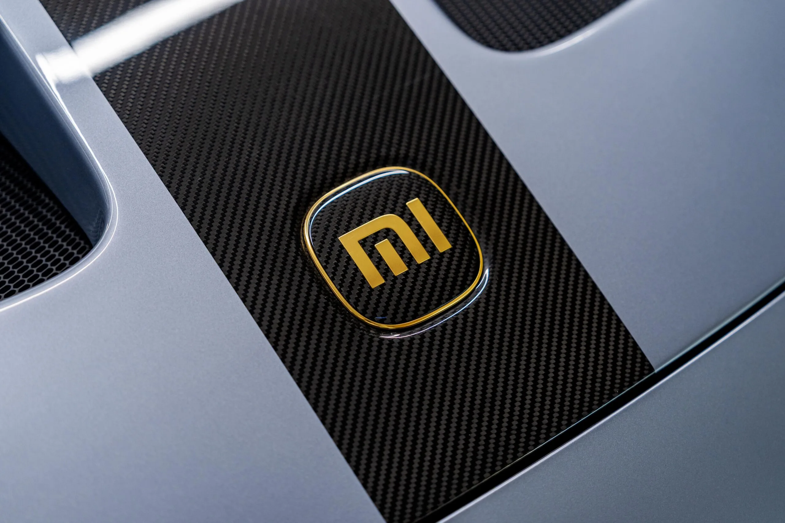 2025 Xiaomi SU7 Ultra, 7/16