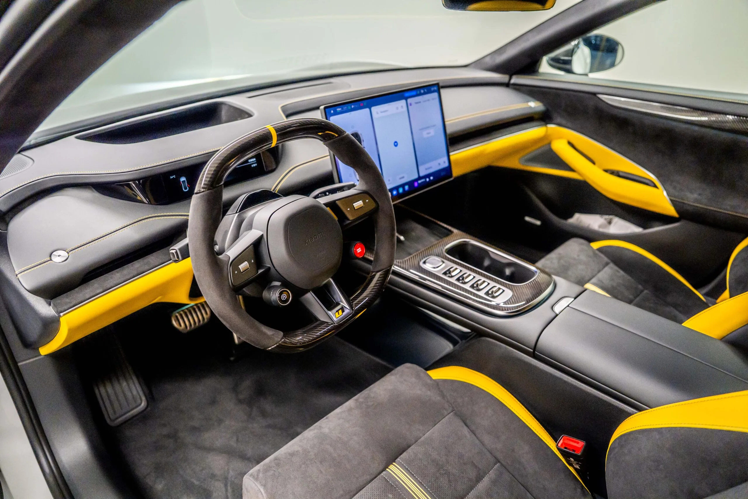 2025 Xiaomi SU7 Ultra, 11/19