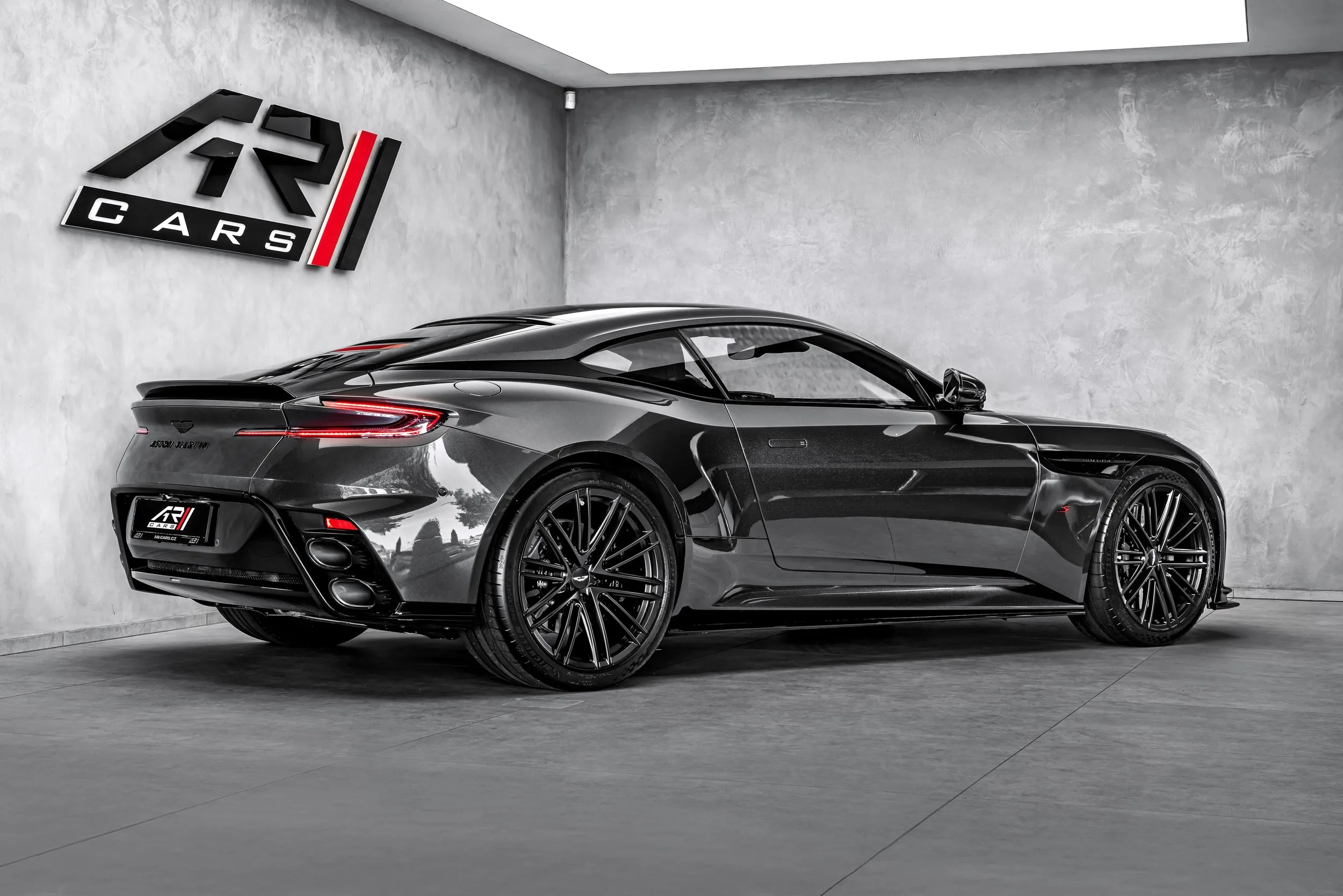 2026 Aston Martin DB12 S, 5/25