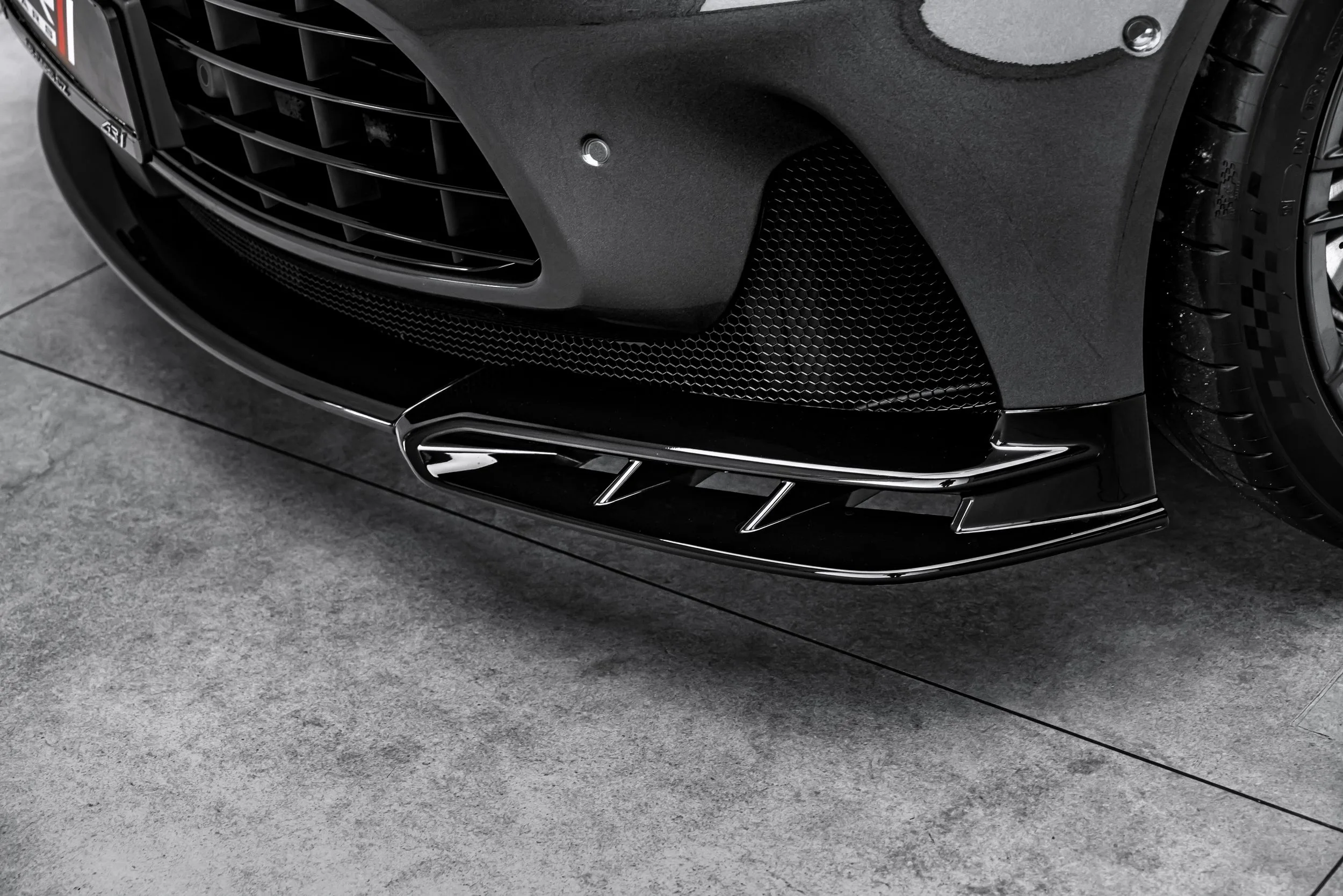 2026 Aston Martin DB12 S, 13/25