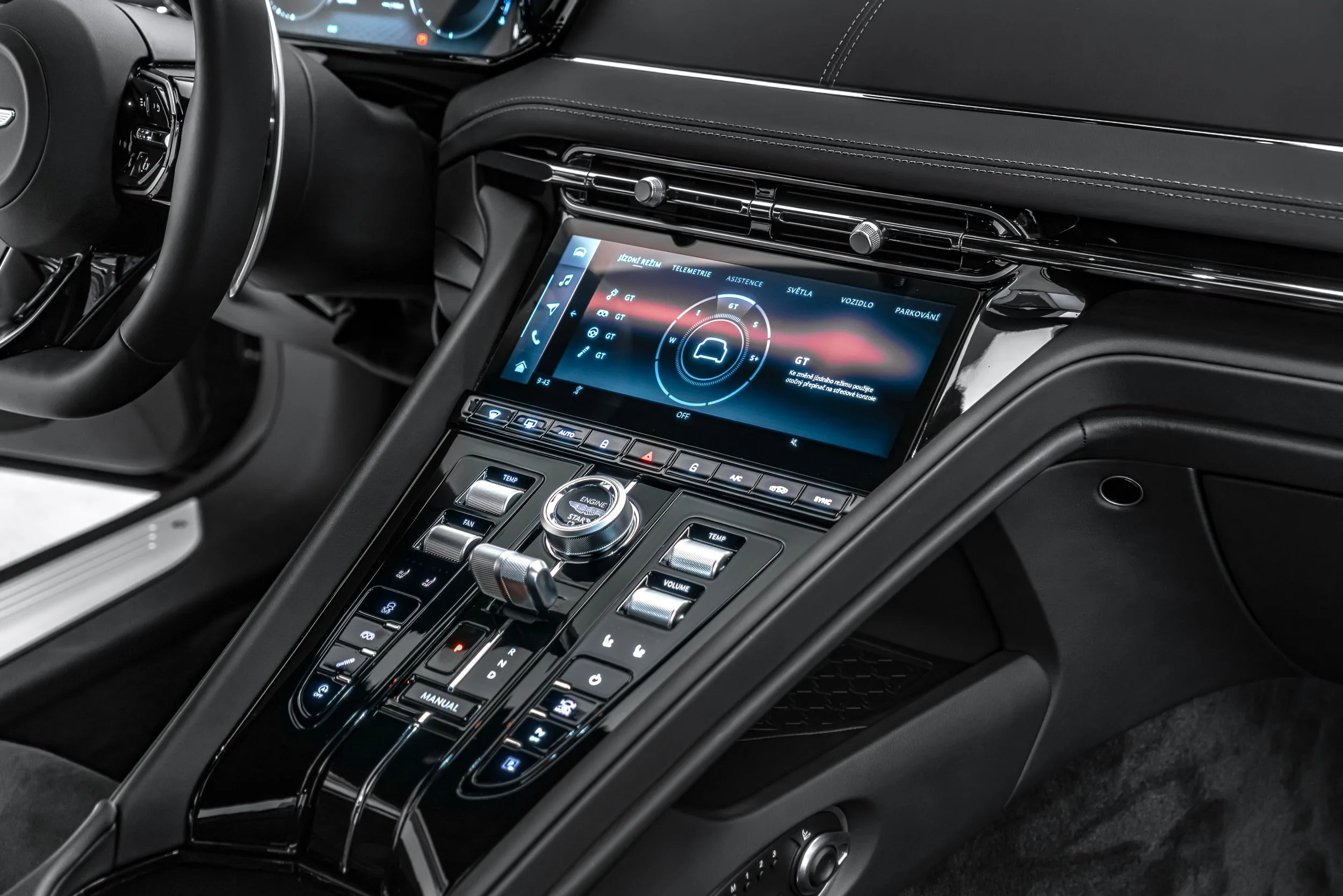 2026 Aston Martin DB12 S, 20/25