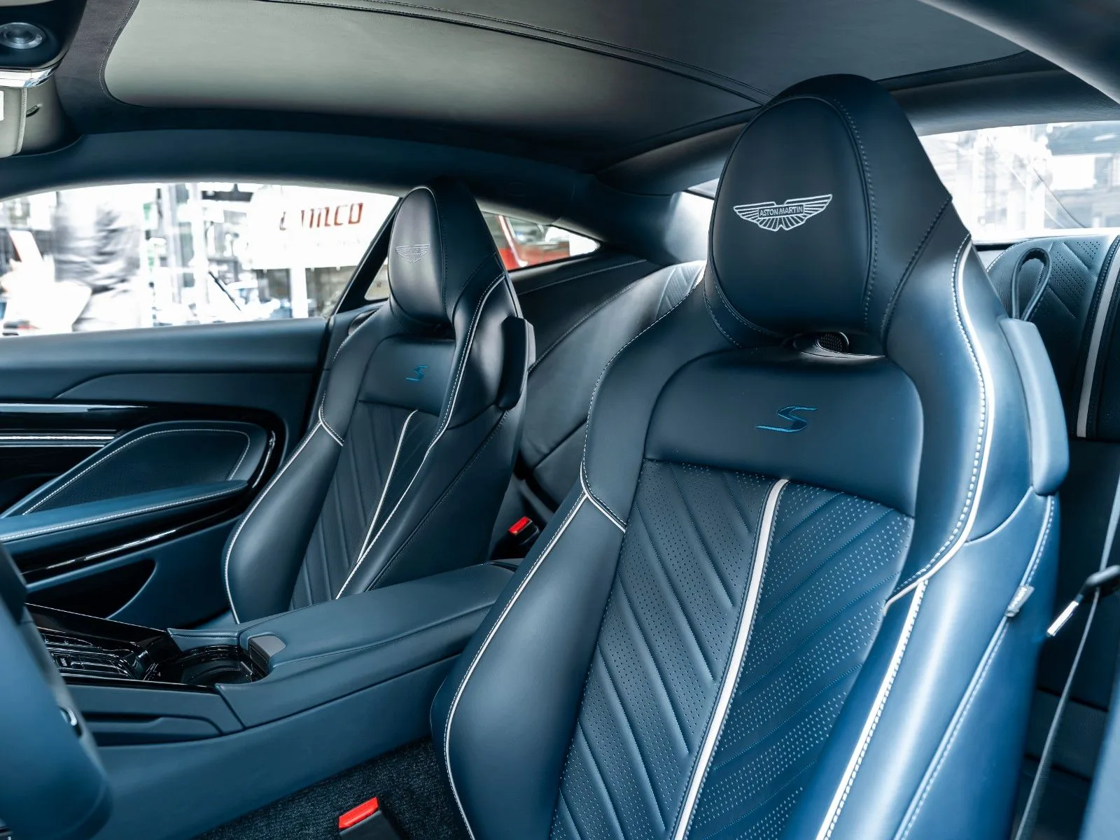 2026 Aston Martin DB12 S, 14/29