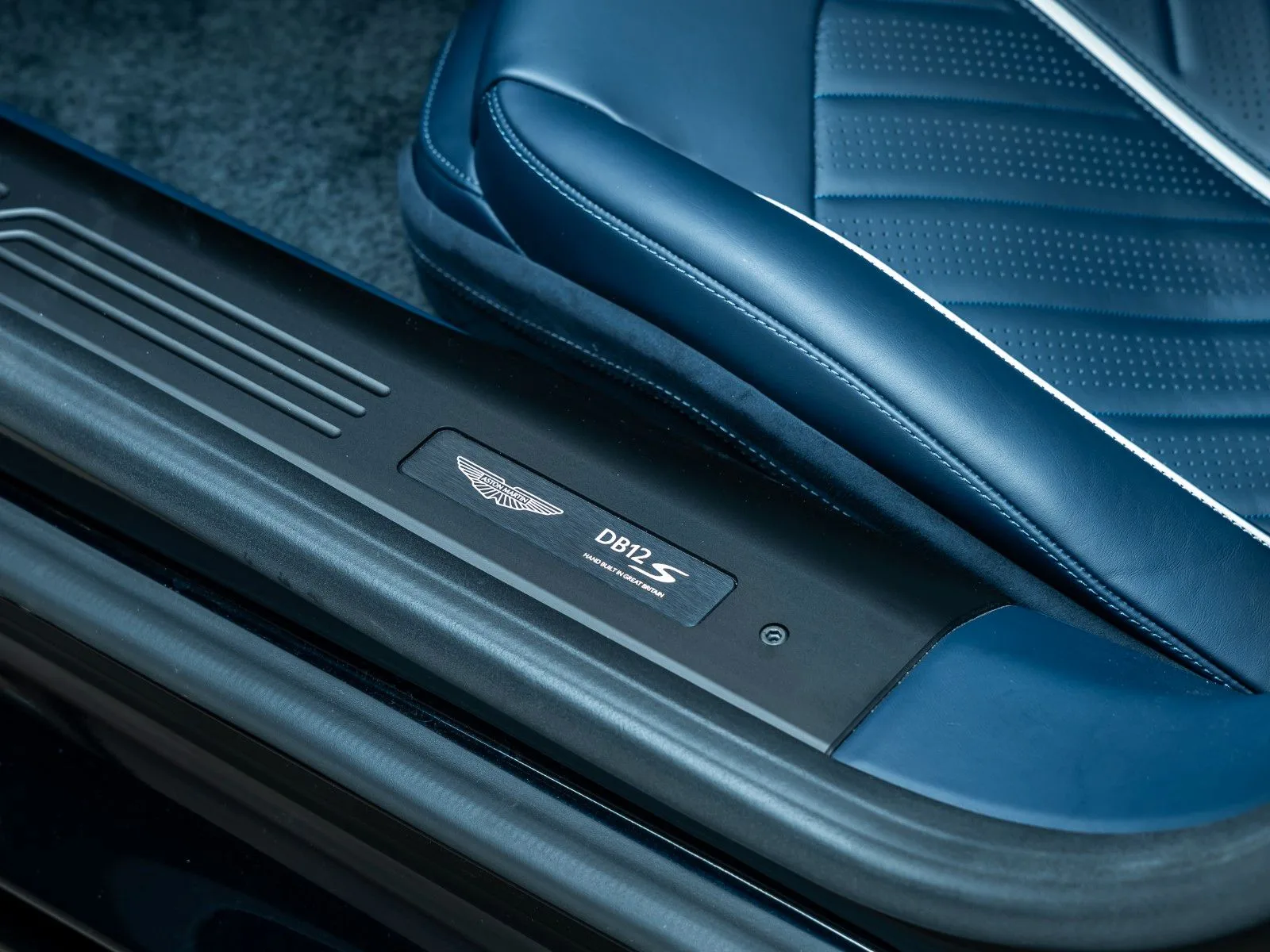 2026 Aston Martin DB12 S, 18/29