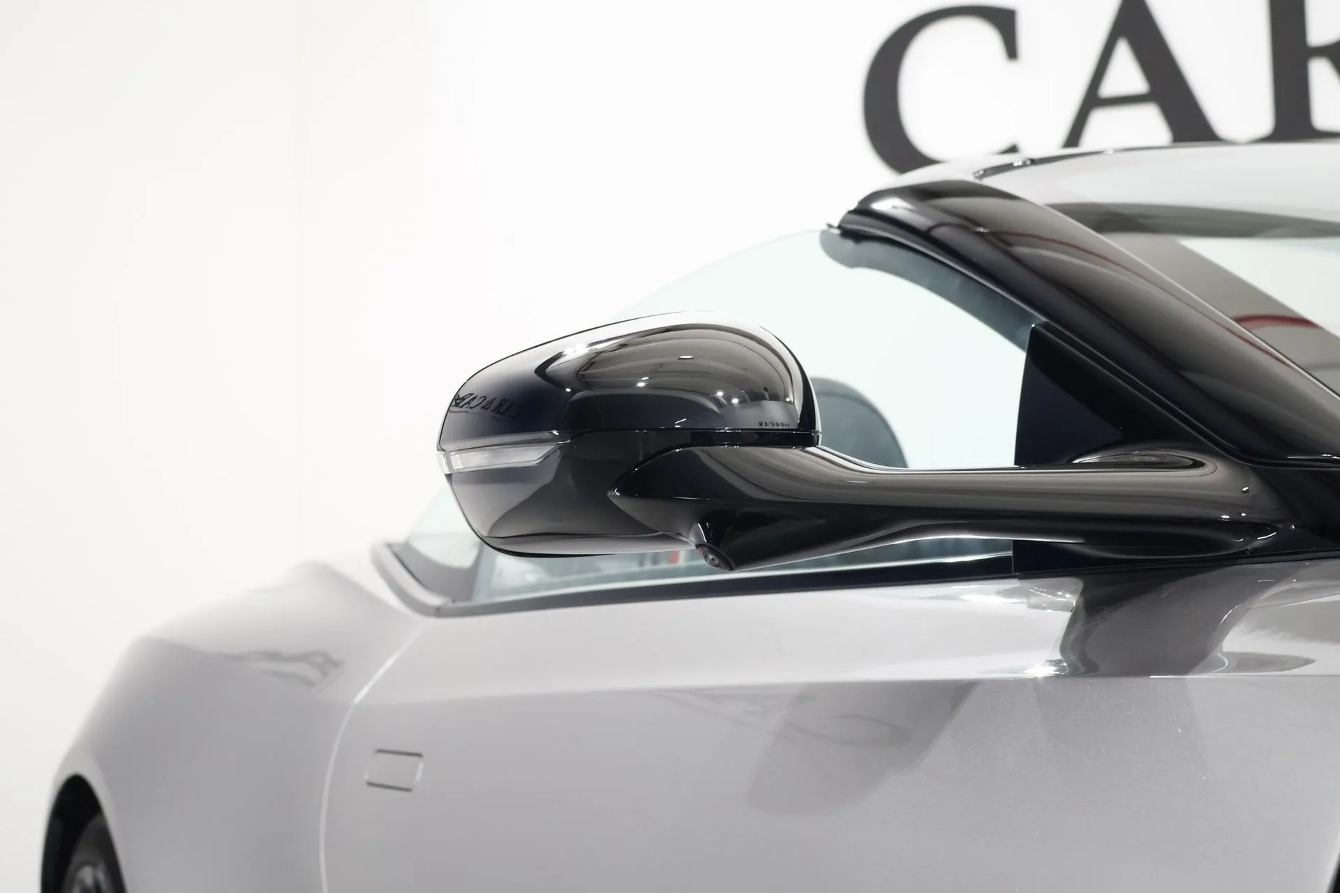 2026 Aston Martin DB12 S Volante, 16/29