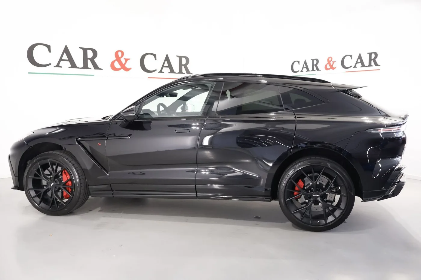 2026 Aston Martin DBX S angeboten von einem Supersportwagenhändler in Zibido San Giacomo, Italien, Foto 6 von 23