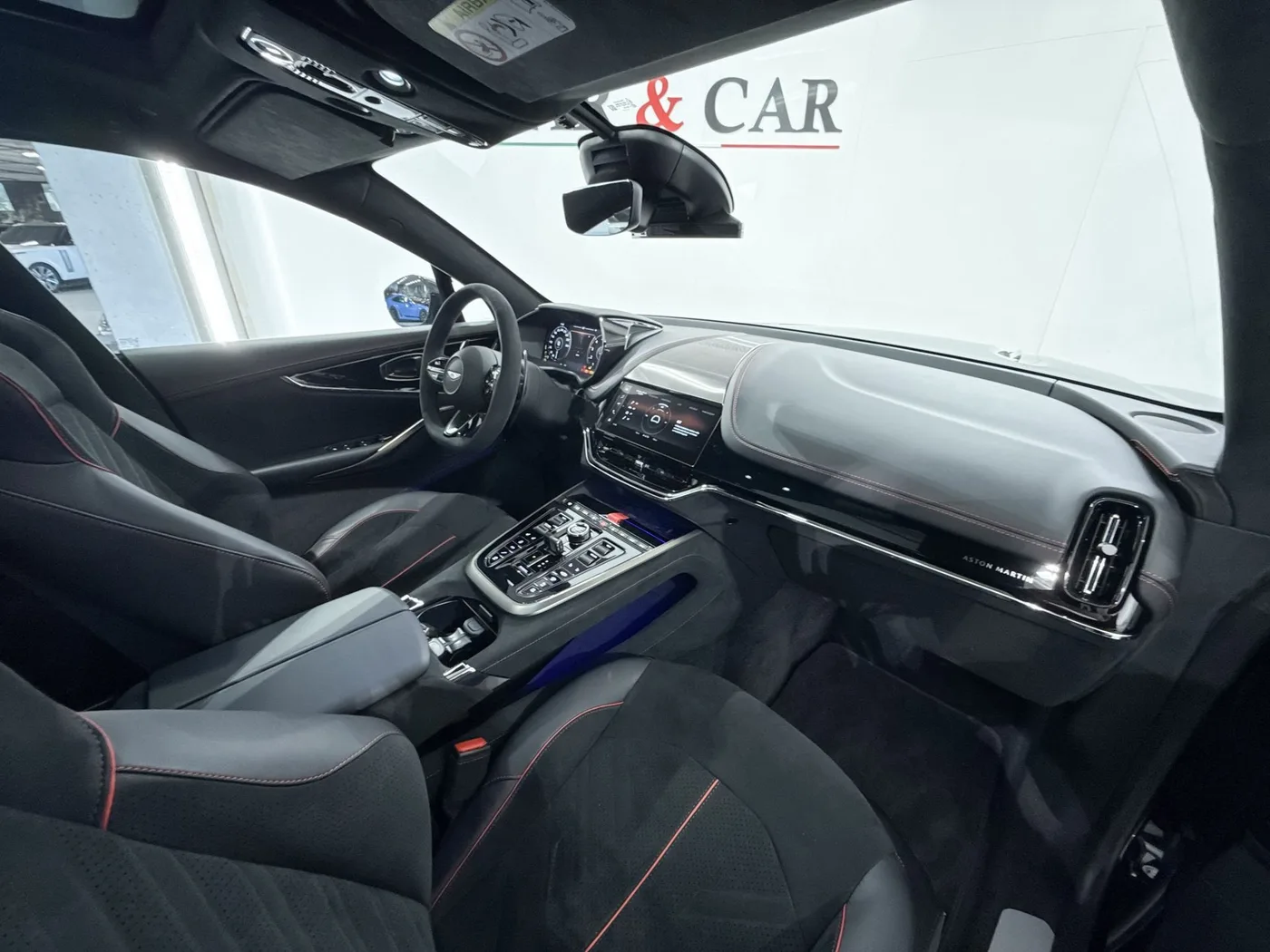 2026 Aston Martin DBX S angeboten von einem Supersportwagenhändler in Zibido San Giacomo, Italien, Foto 23 von 23