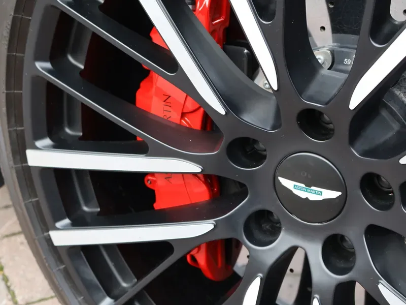 2026 Aston Martin DBX S, 14/30