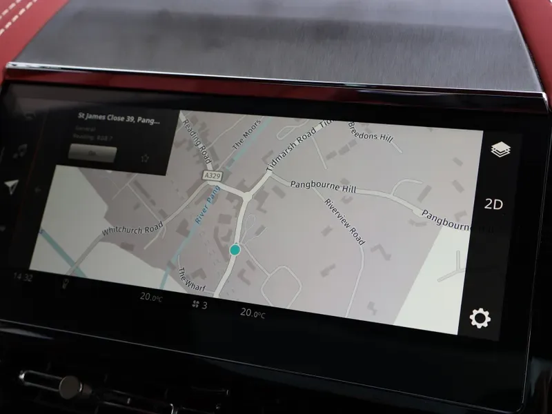 2026 Aston Martin DBX S, 26/30