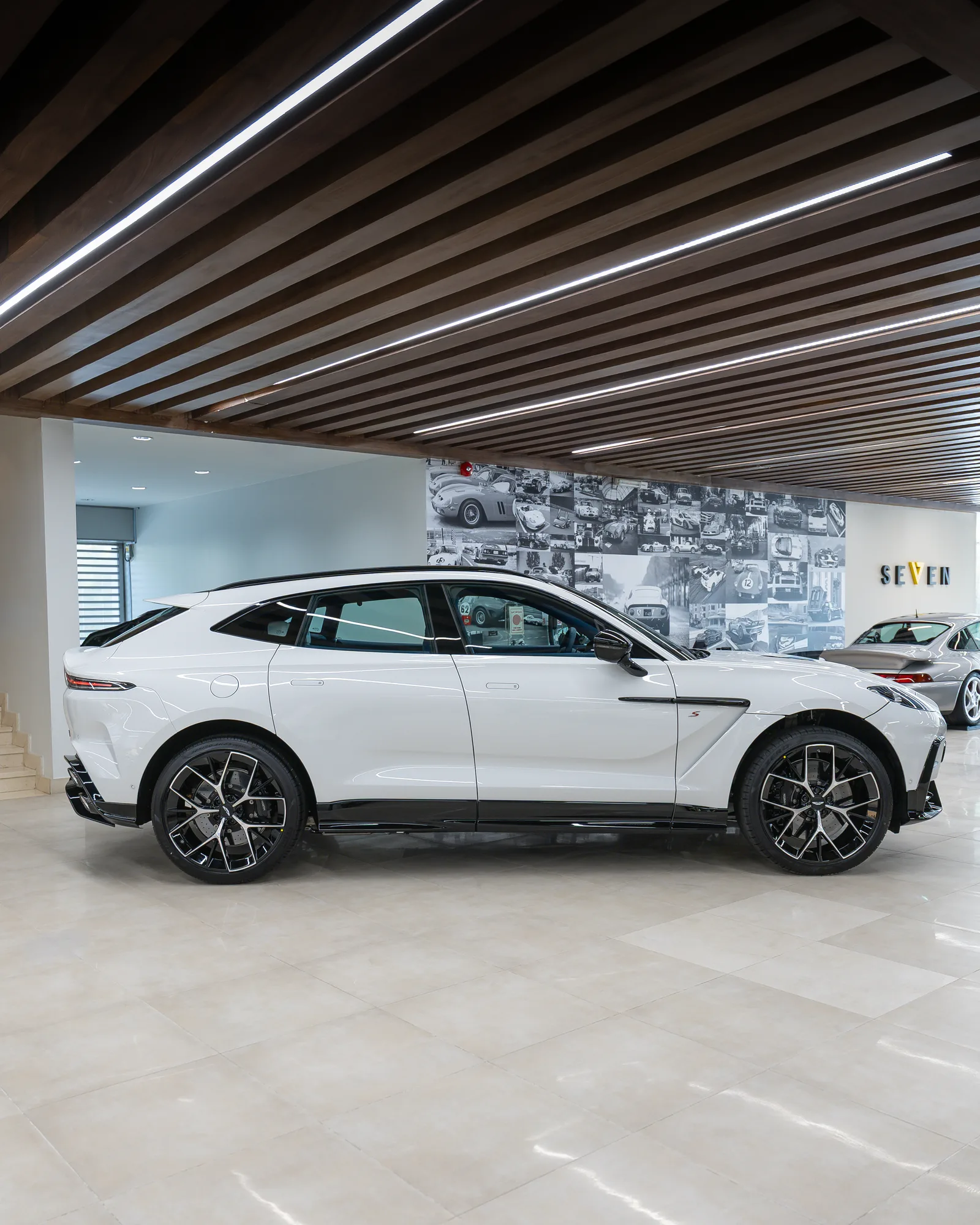 2026 Aston Martin DBX S, 3/20