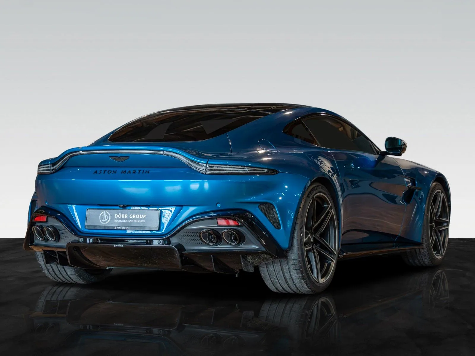 2026 Aston Martin V8 Vantage, 4/28