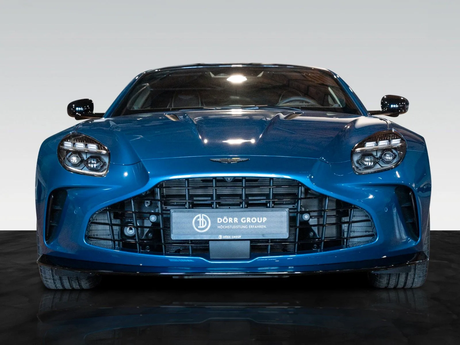 2026 Aston Martin V8 Vantage, 5/28
