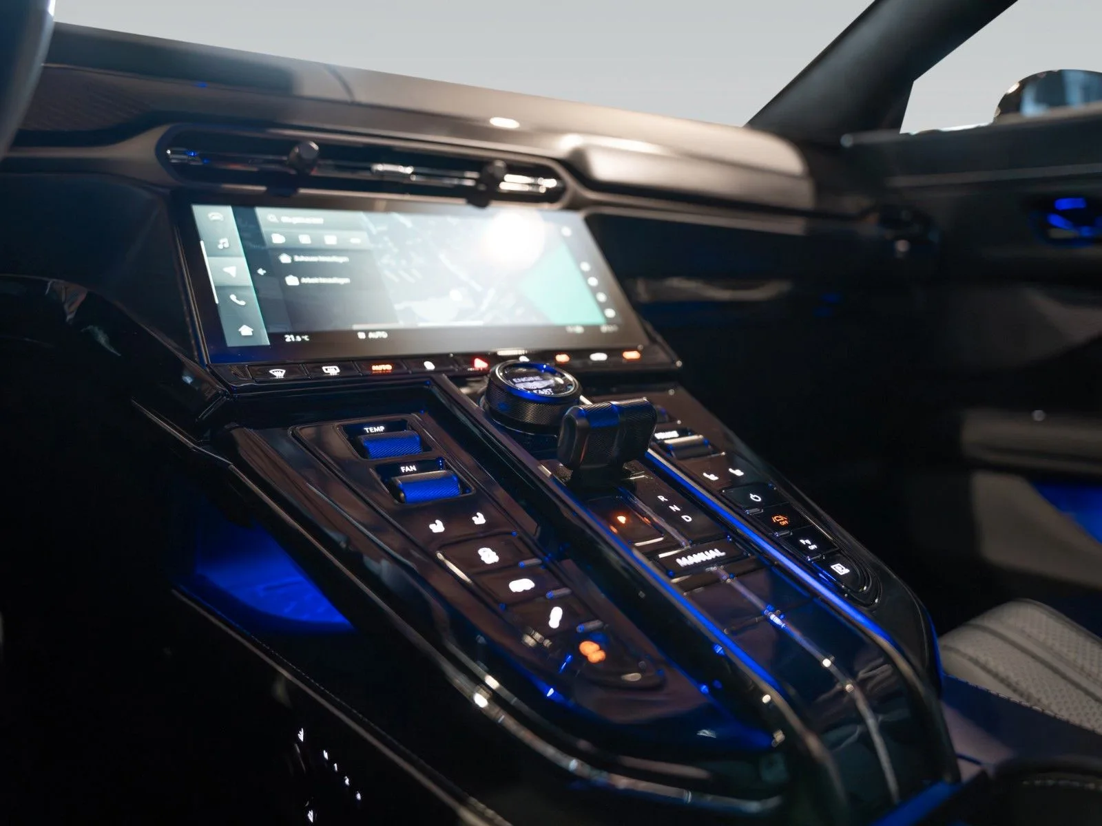 2026 Aston Martin V8 Vantage, 22/28