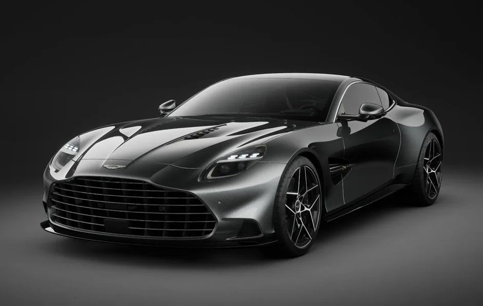 2026 Aston Martin Vanquish, 2/8