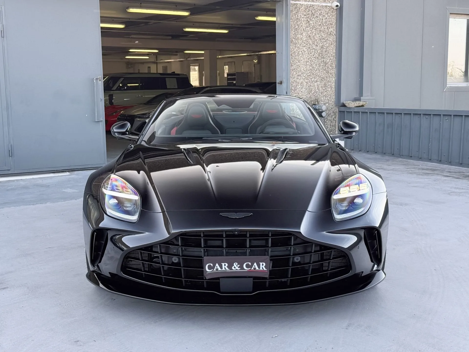 2026 Aston Martin Vantage, 3/18