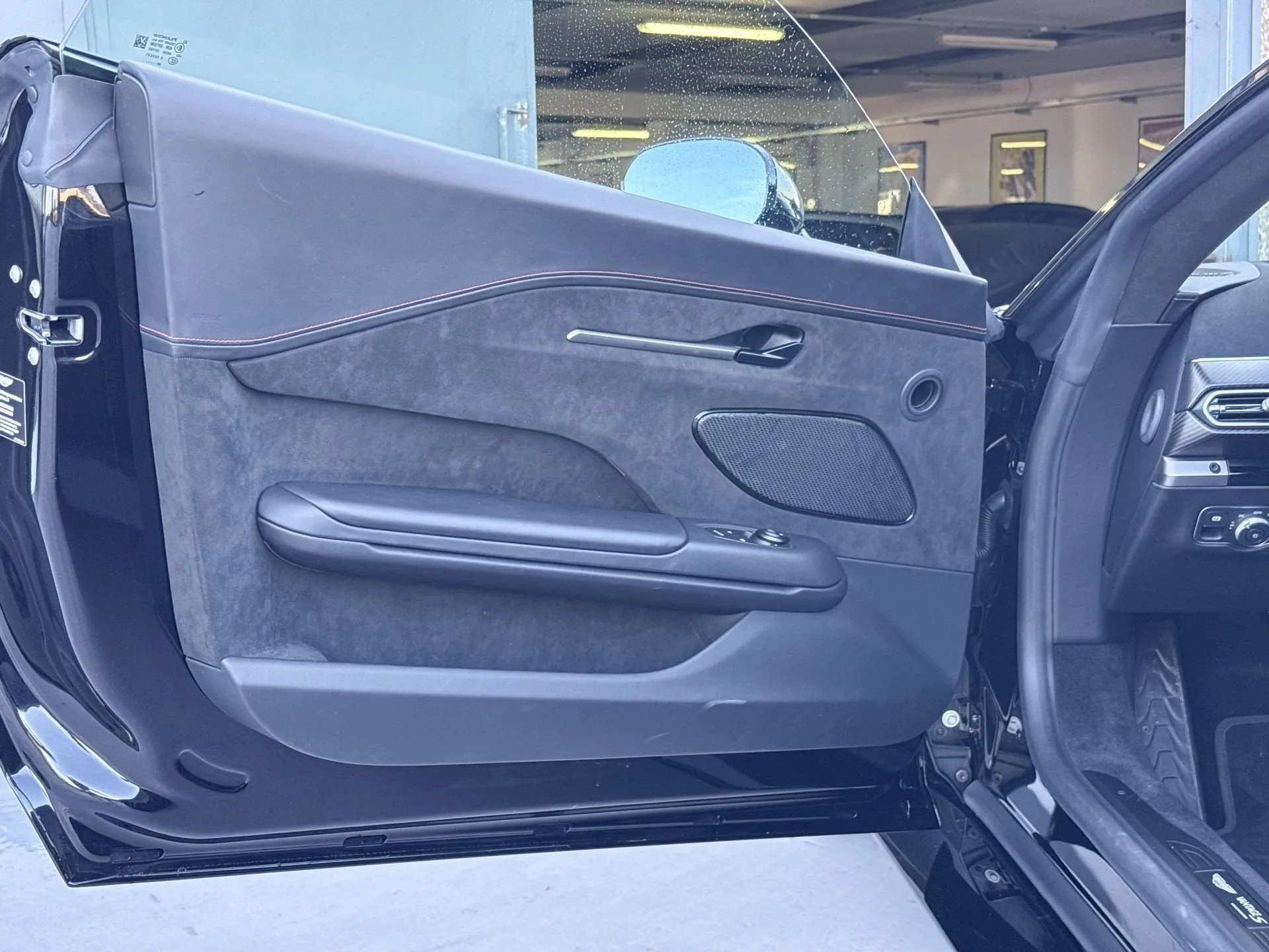 2026 Aston Martin Vantage, 12/18