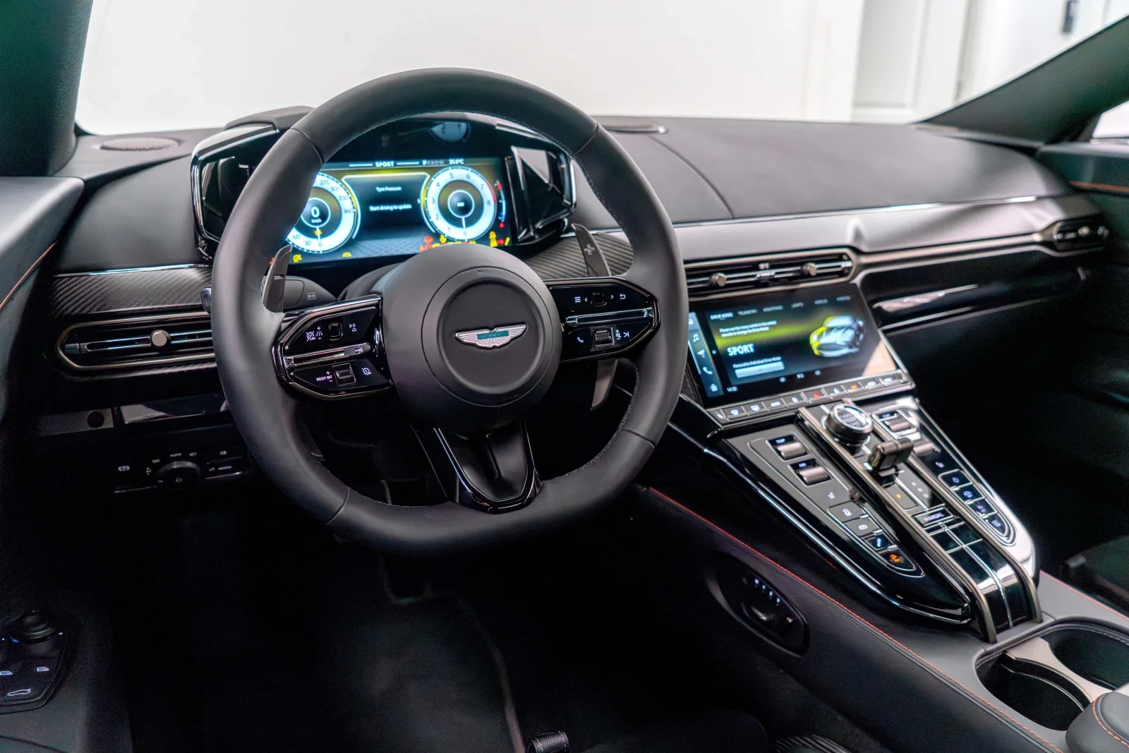 2026 Aston Martin Vantage S, 8/14