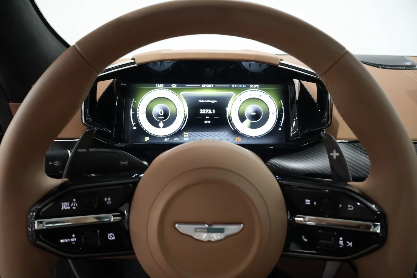 2026 Aston Martin Vantage S, Roadster offered by a supercar dealer in Zibido San Giacomo, Italy, photo 17 of 24