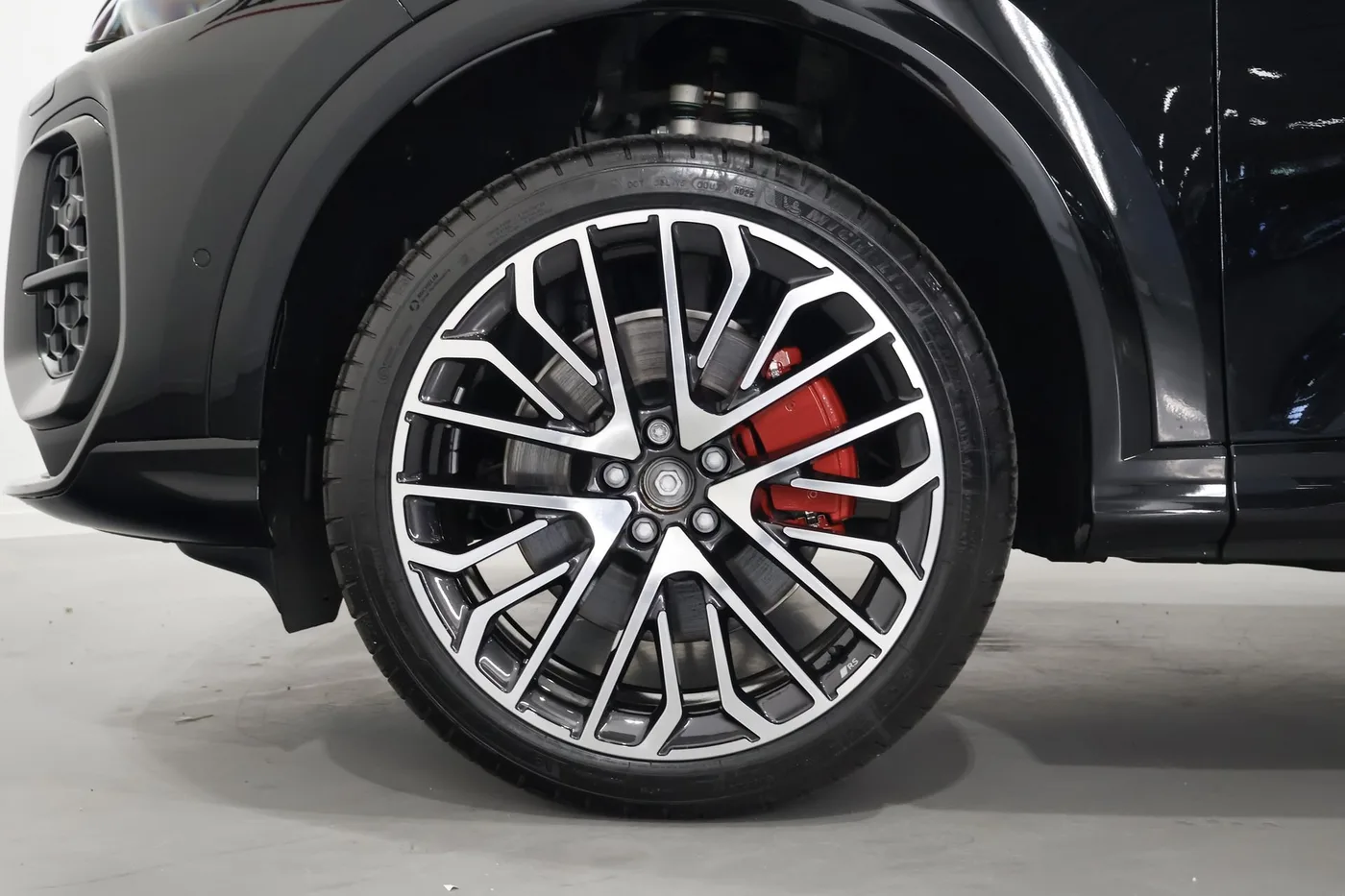 2026 Audi Q5 Sportback TDI, quattro, S line offered by a supercar dealer in Zibido San Giacomo, Italy, photo 7 of 25