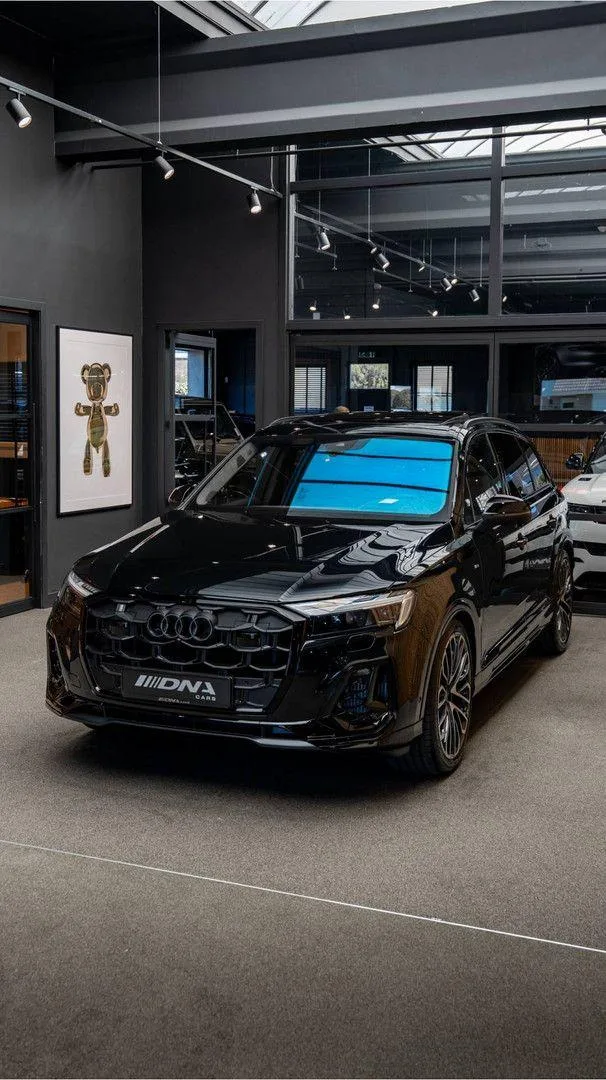 2026 Audi Q7 60 TFSI e quattro Competition, 23/30
