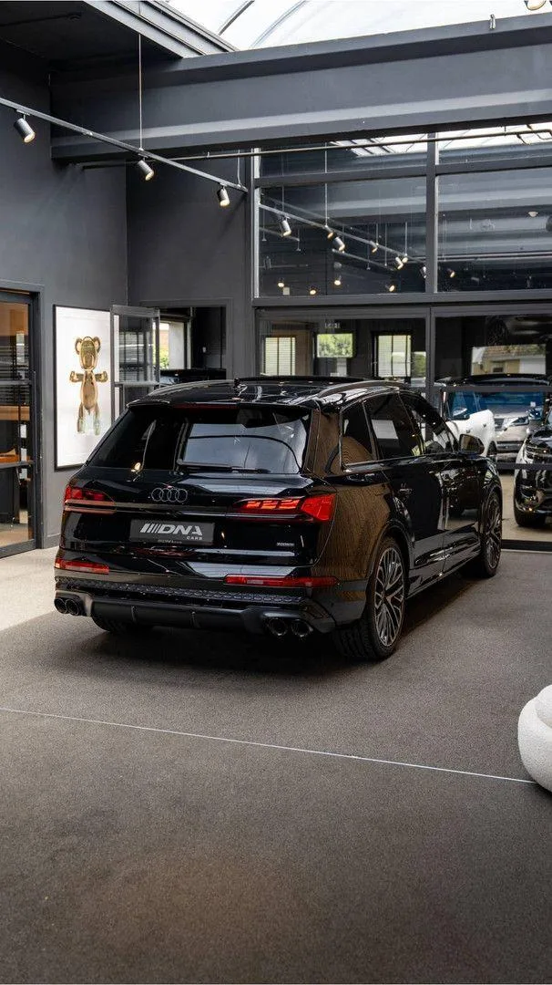 2026 Audi Q7 60 TFSI e quattro Competition, 24/30