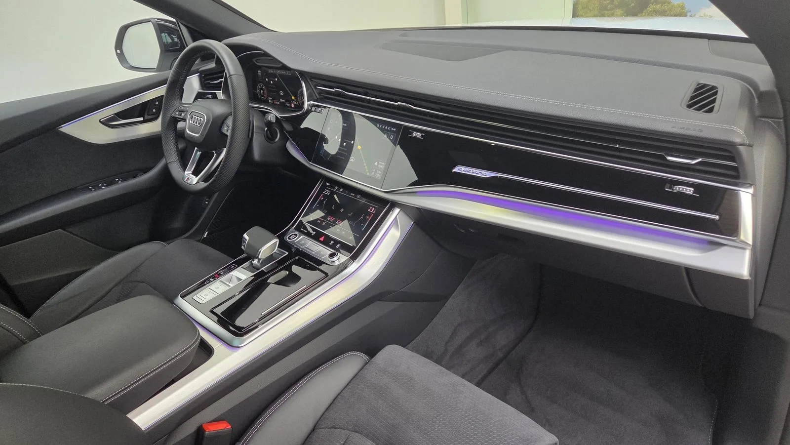 2026 Audi Q8 50 TDI quattro S line, 30/30