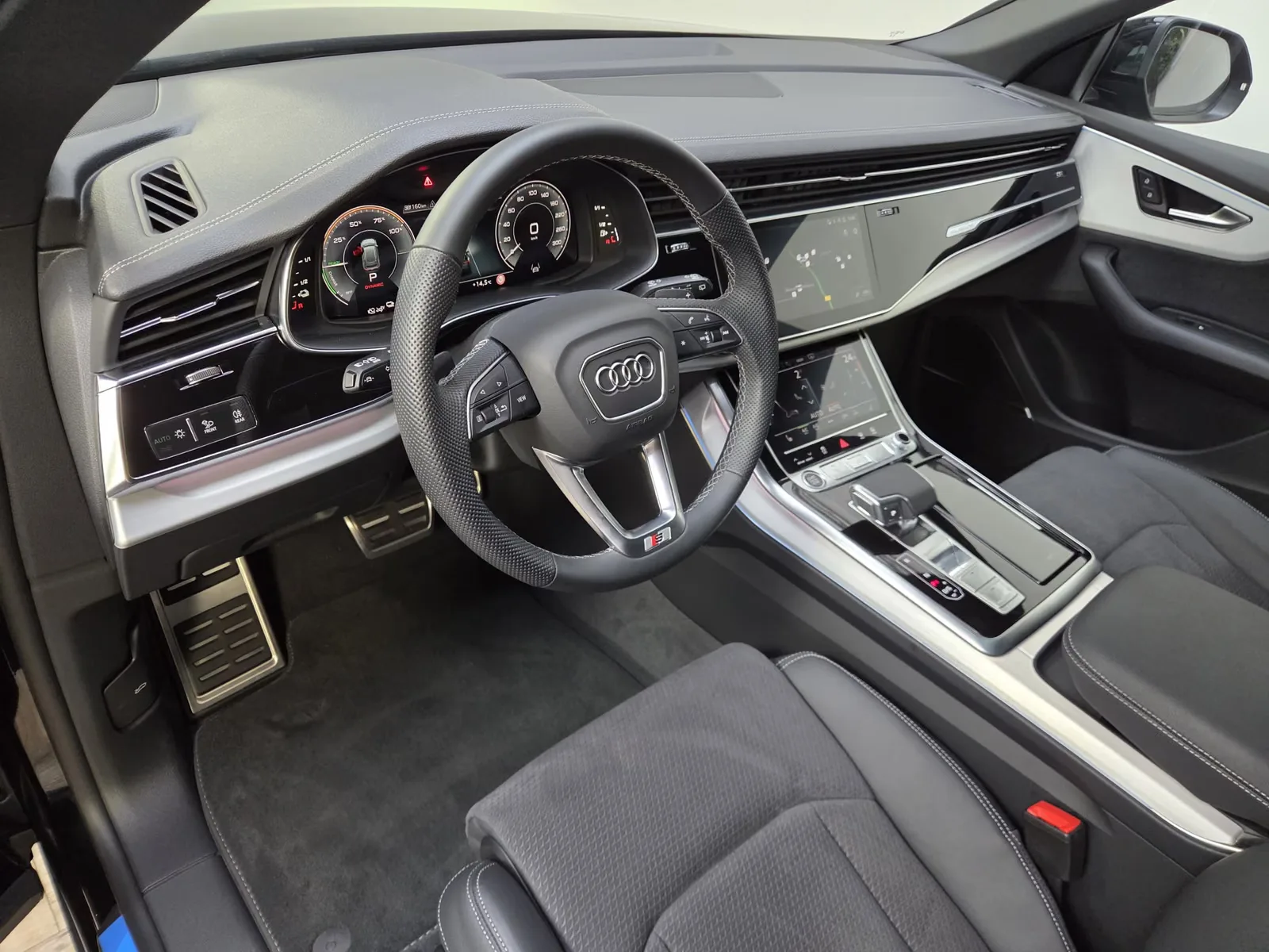 2026 Audi Q8 60 TFSI e quattro S line, 8/30