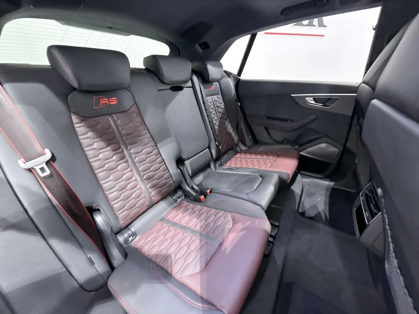 2026 Audi RS Q8 offered by a supercar dealer in Zibido San Giacomo, Italy, photo 16 of 25