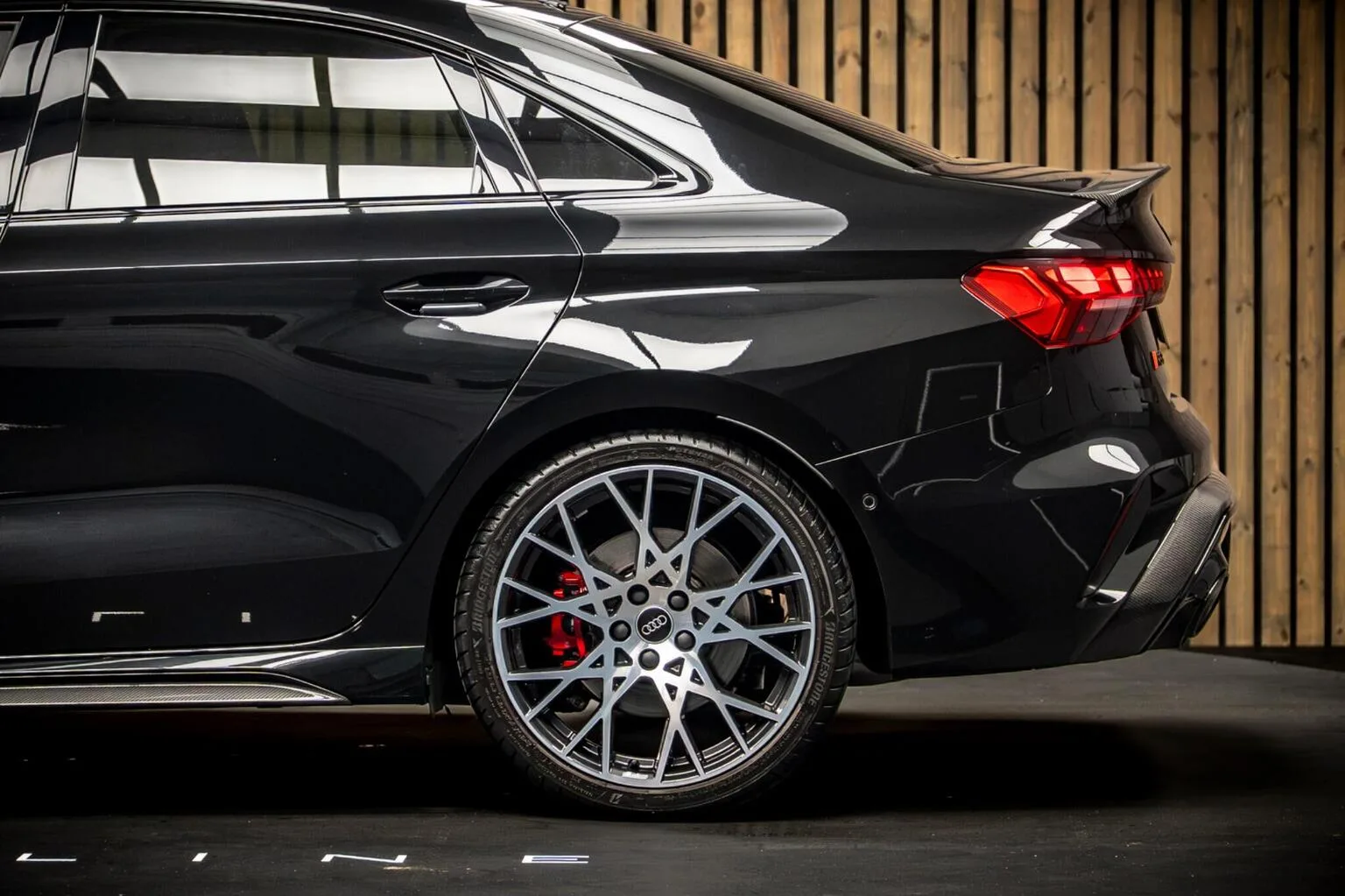 2026 Audi RS3 Sedan Carbon Vorsprung, 17/30