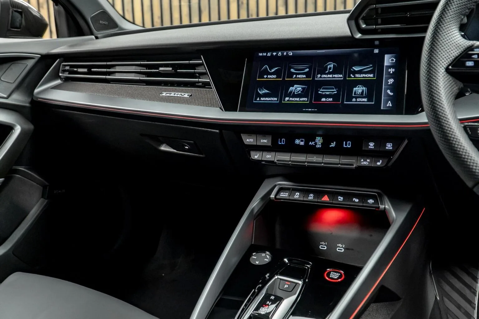 2026 Audi RS3 Sedan Carbon Vorsprung, 24/30