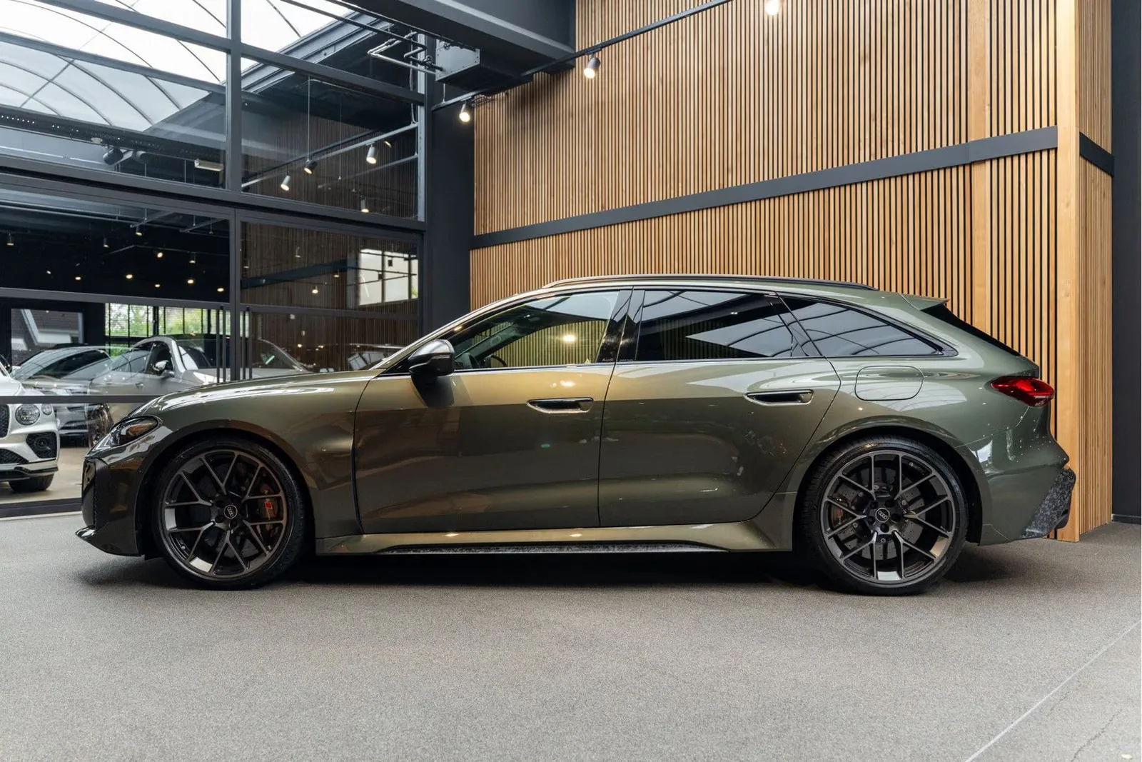2026 Audi RS5 Avant B10 PHEV, 3/30