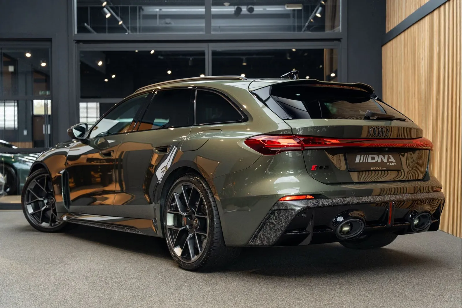 2026 Audi RS5 Avant B10 PHEV, 5/30