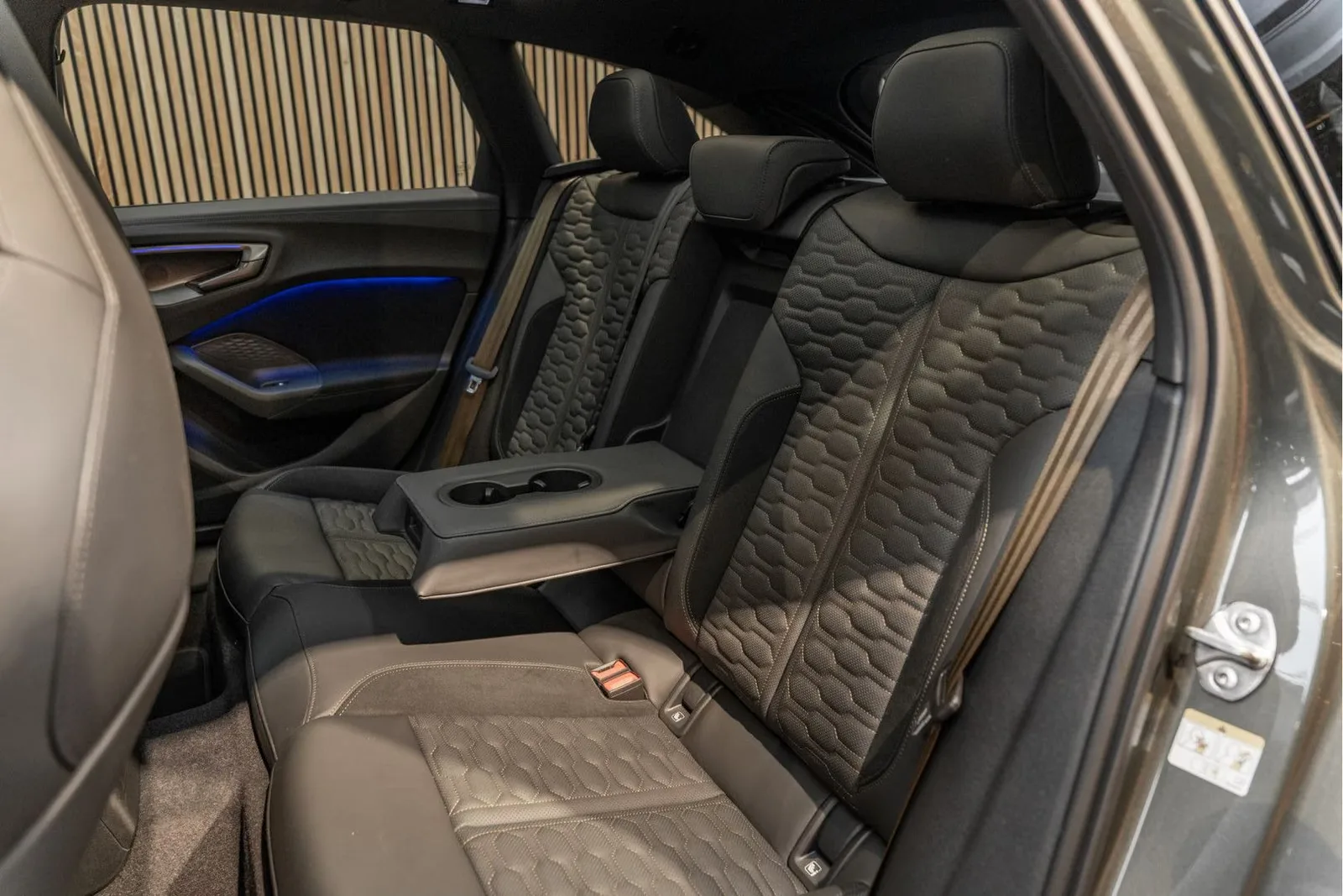 2026 Audi RS5 Avant B10 PHEV, 10/30