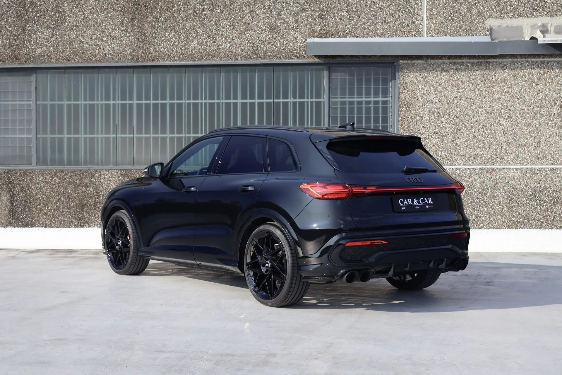 2026 Audi SQ5, 2/20