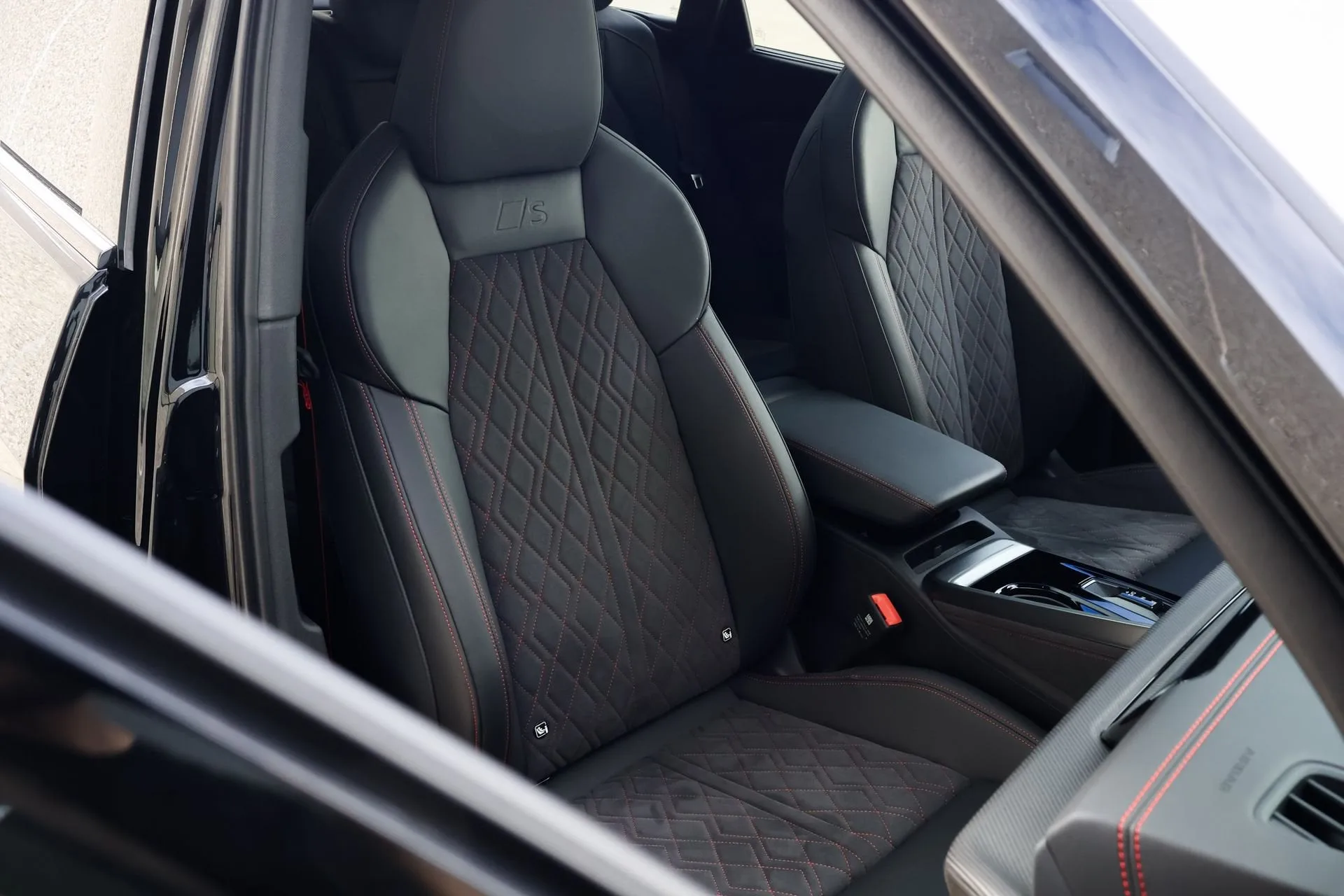 2026 Audi SQ5, 11/20