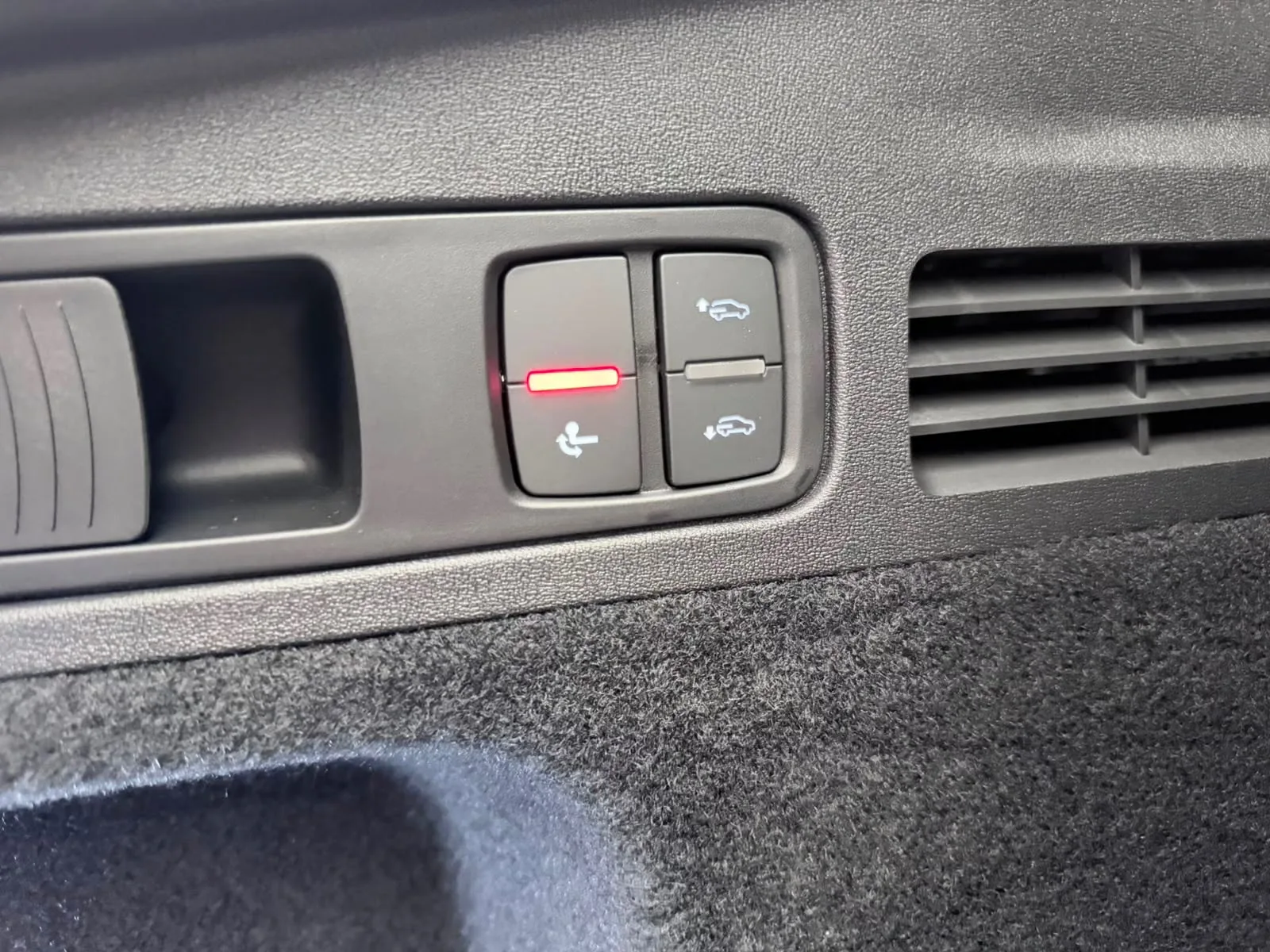 2026 Audi SQ5 Sportback, 9/30