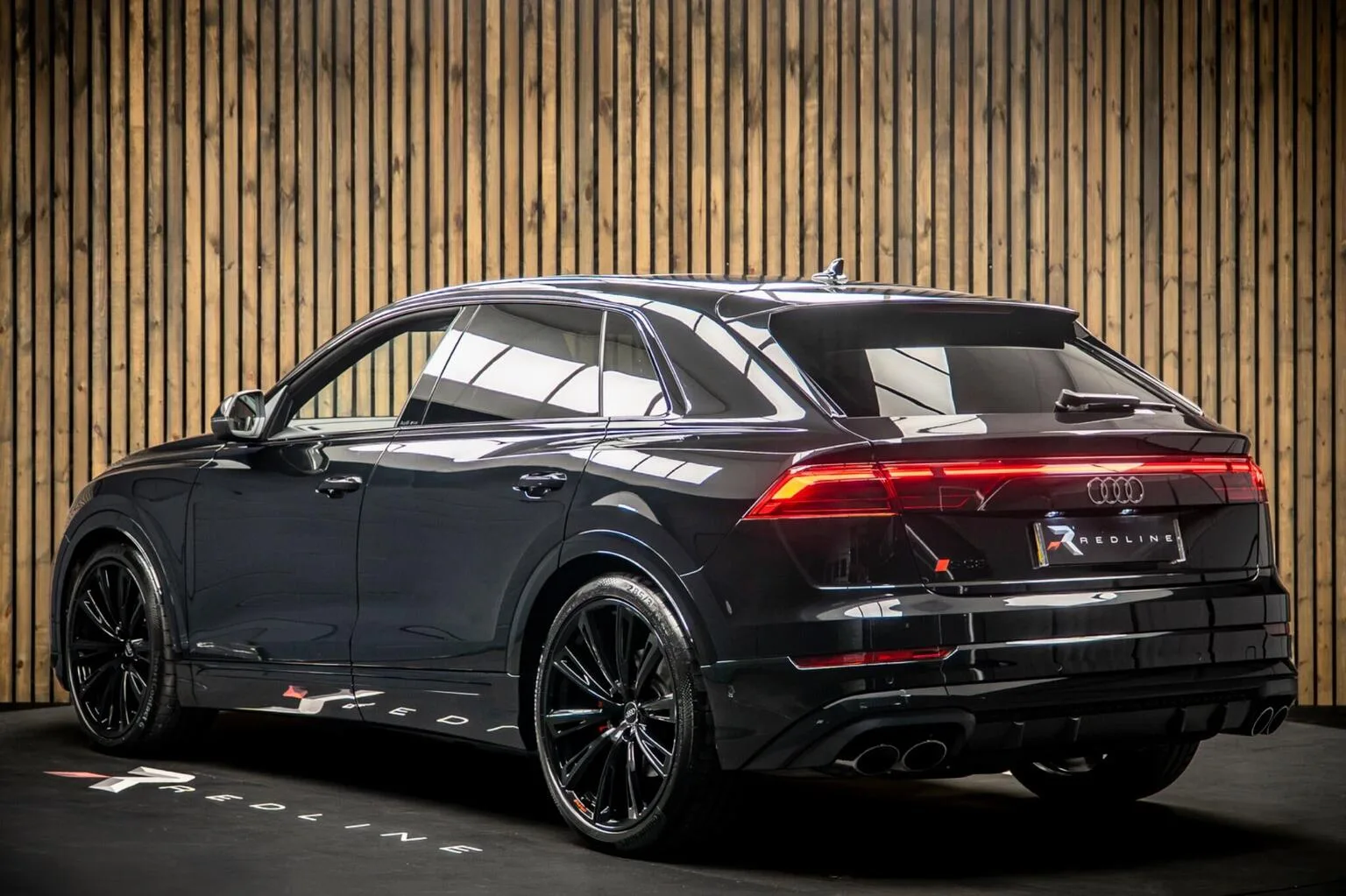 2026 Audi SQ8 Black Edition, 3/30