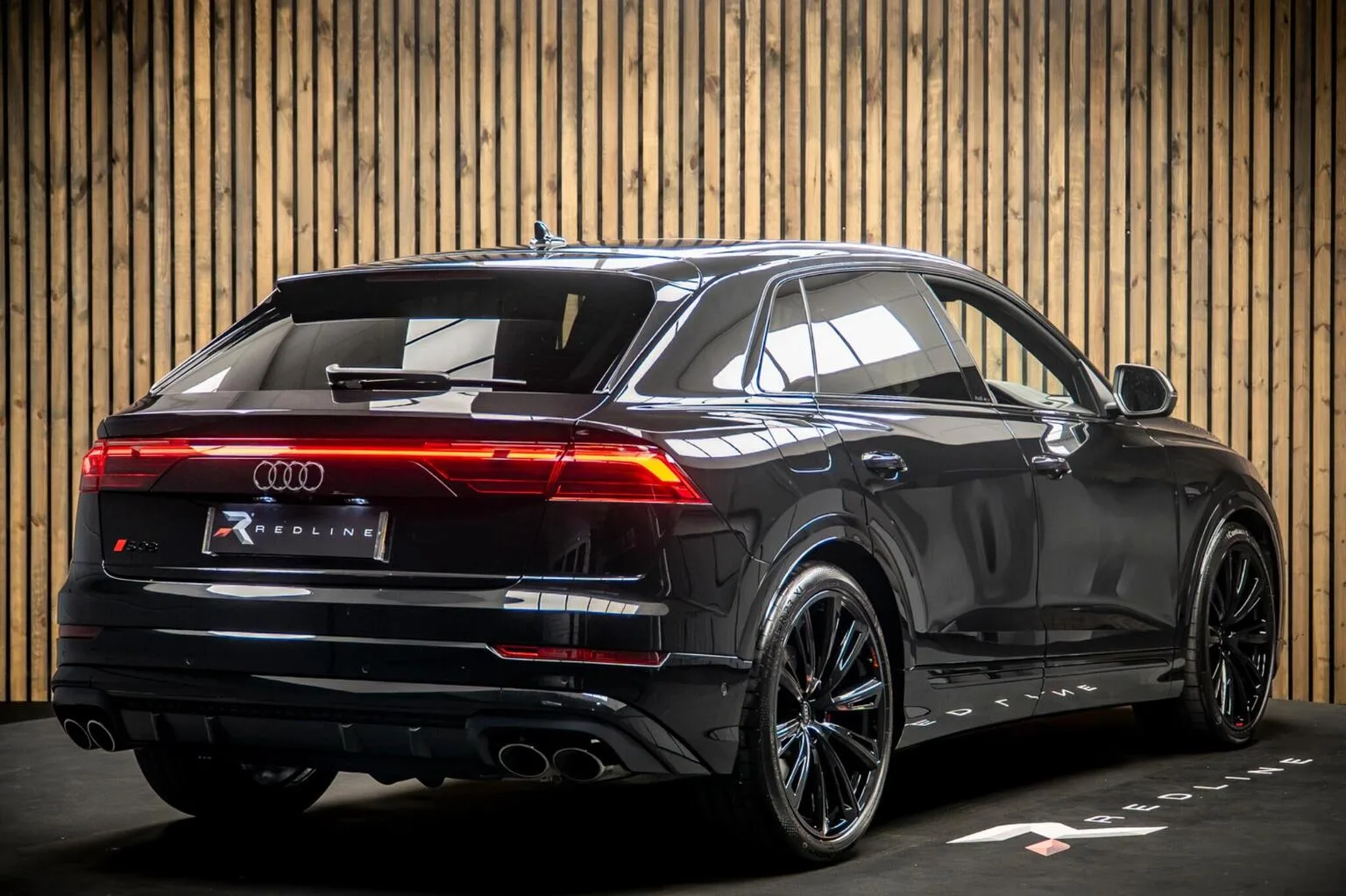 2026 Audi SQ8 Black Edition, 4/30