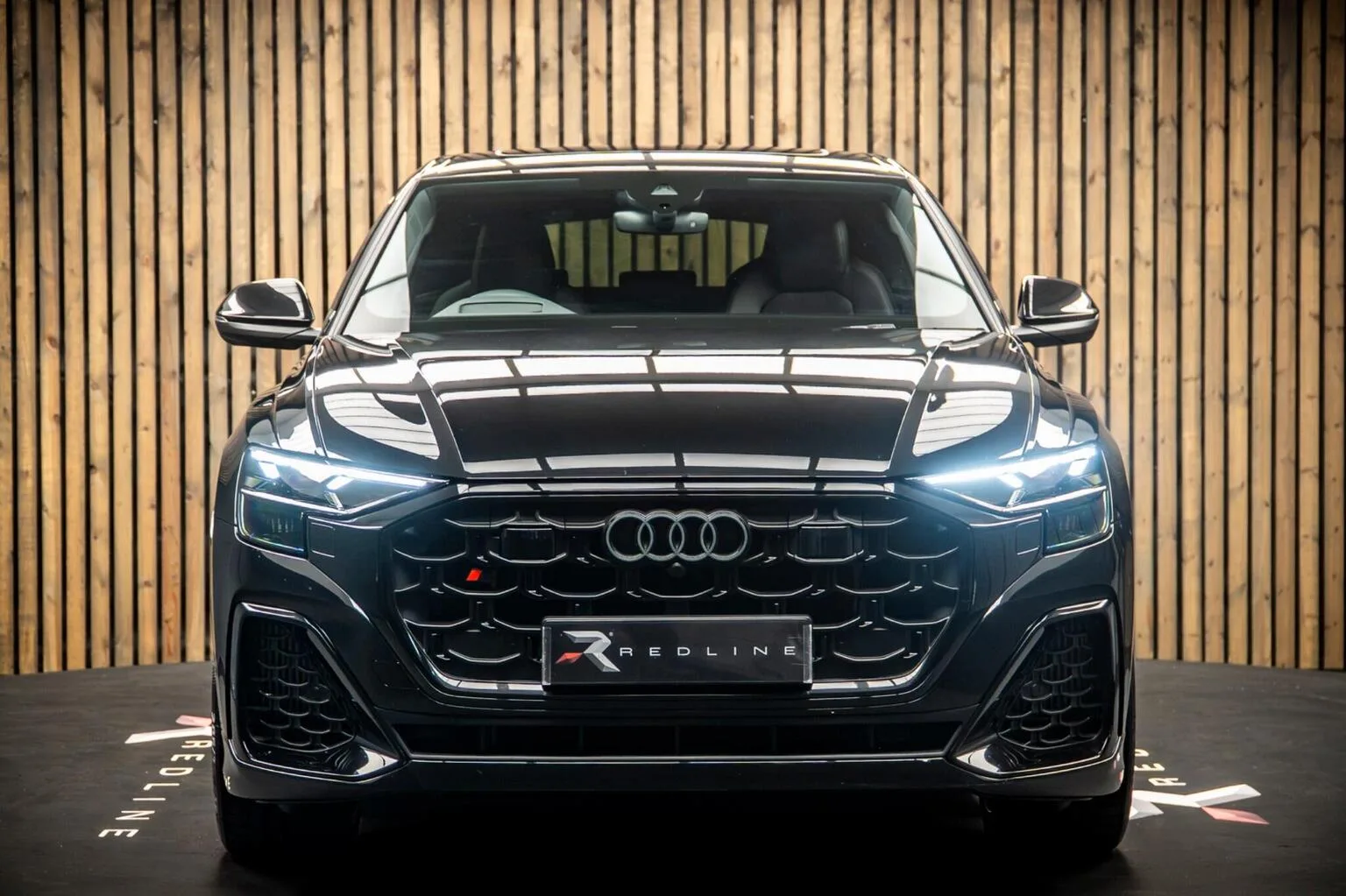 2026 Audi SQ8 Black Edition, 5/30