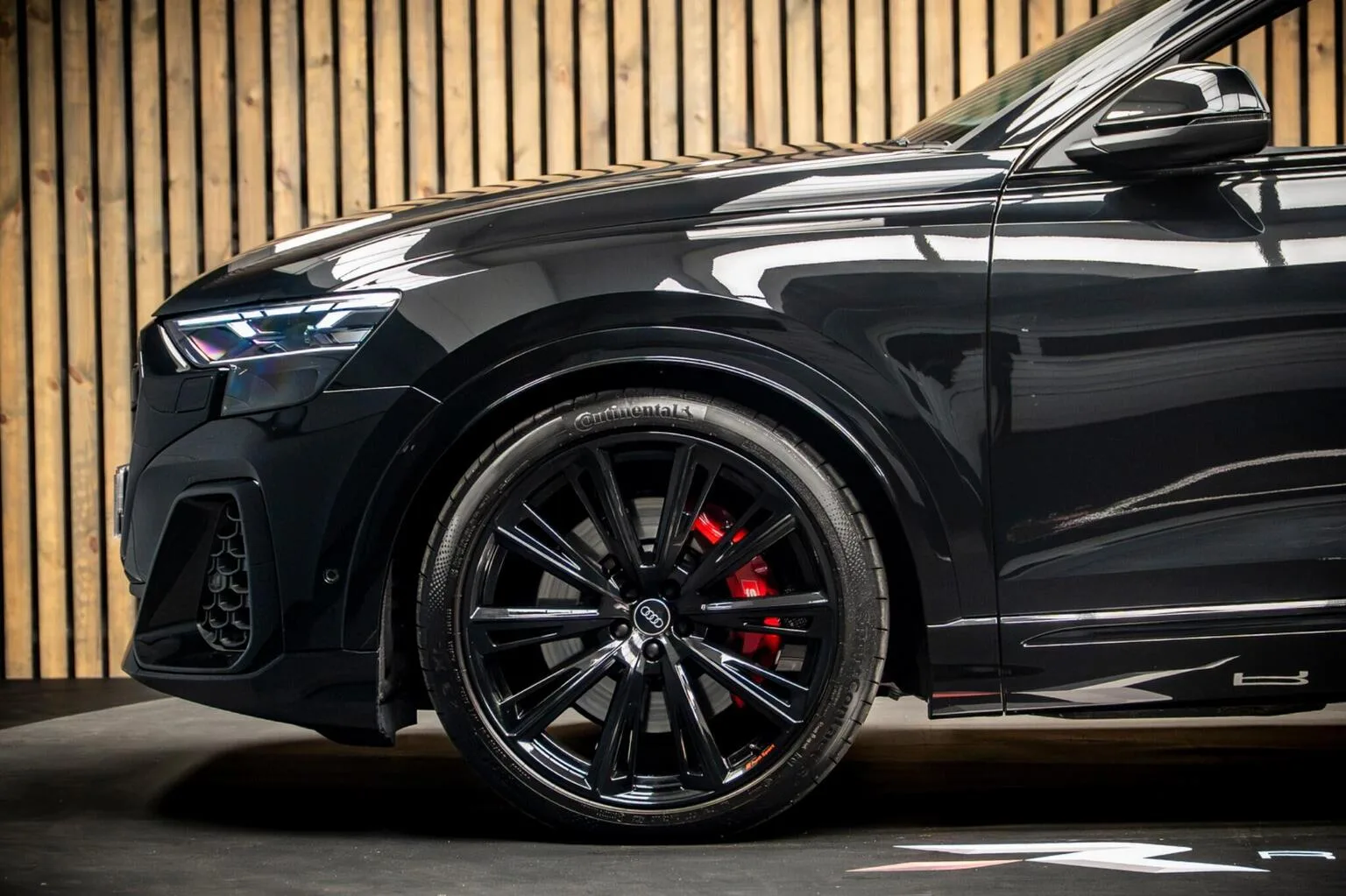 2026 Audi SQ8 Black Edition, 8/30