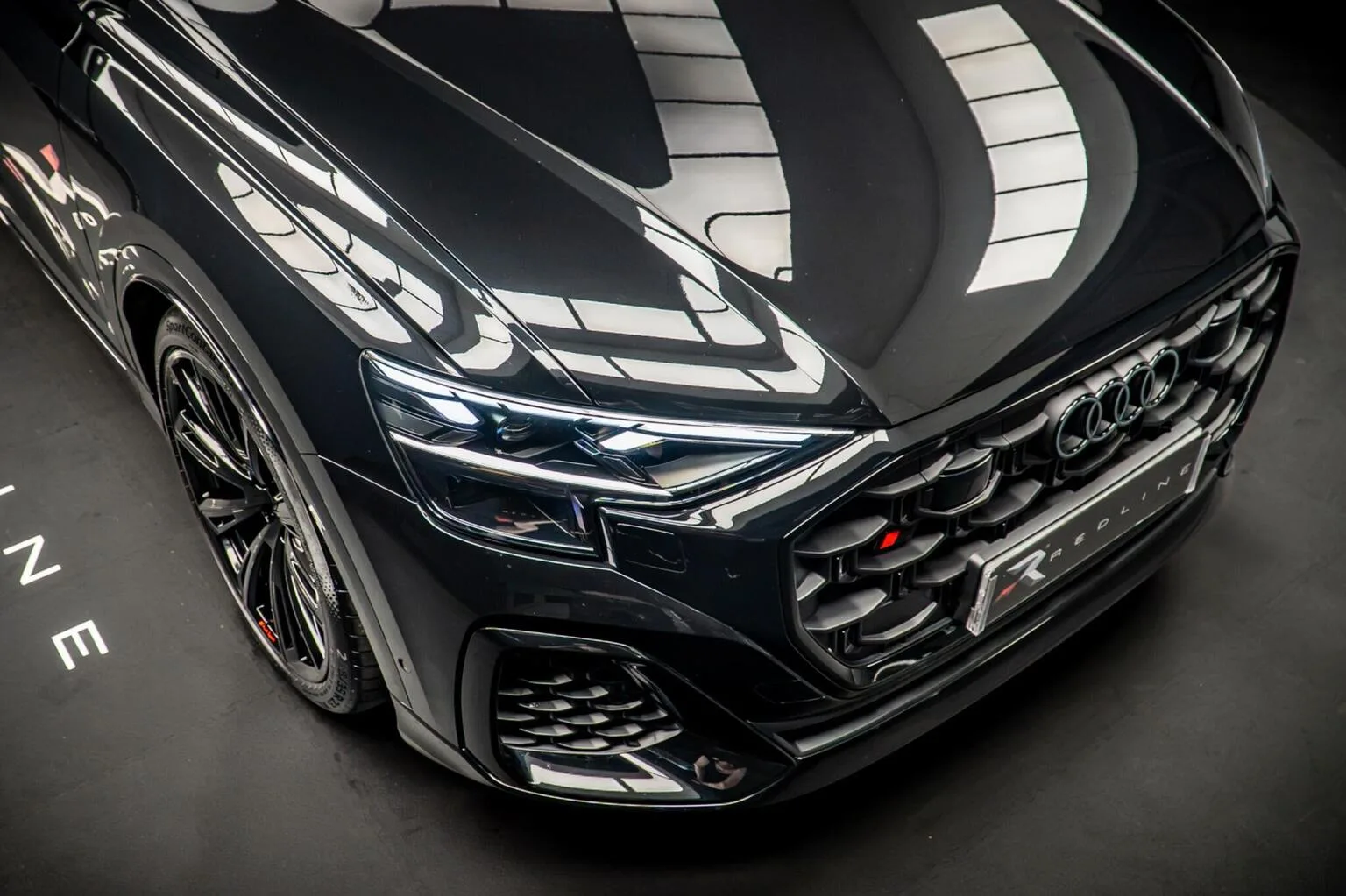 2026 Audi SQ8 Black Edition, 10/30