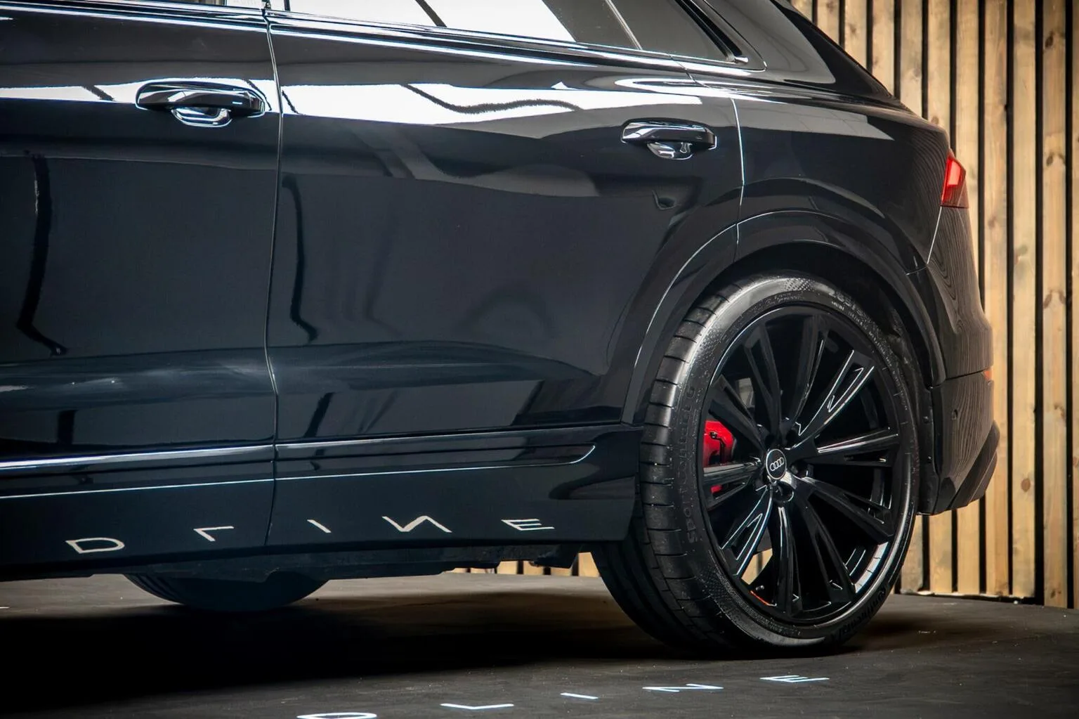 2026 Audi SQ8 Black Edition, 15/30