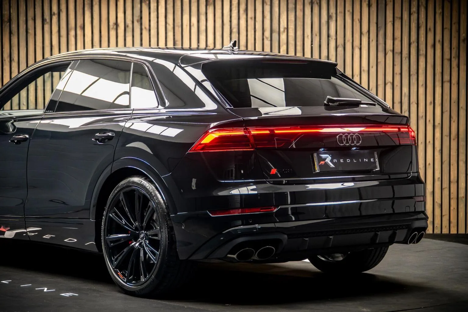 2026 Audi SQ8 Black Edition, 19/30