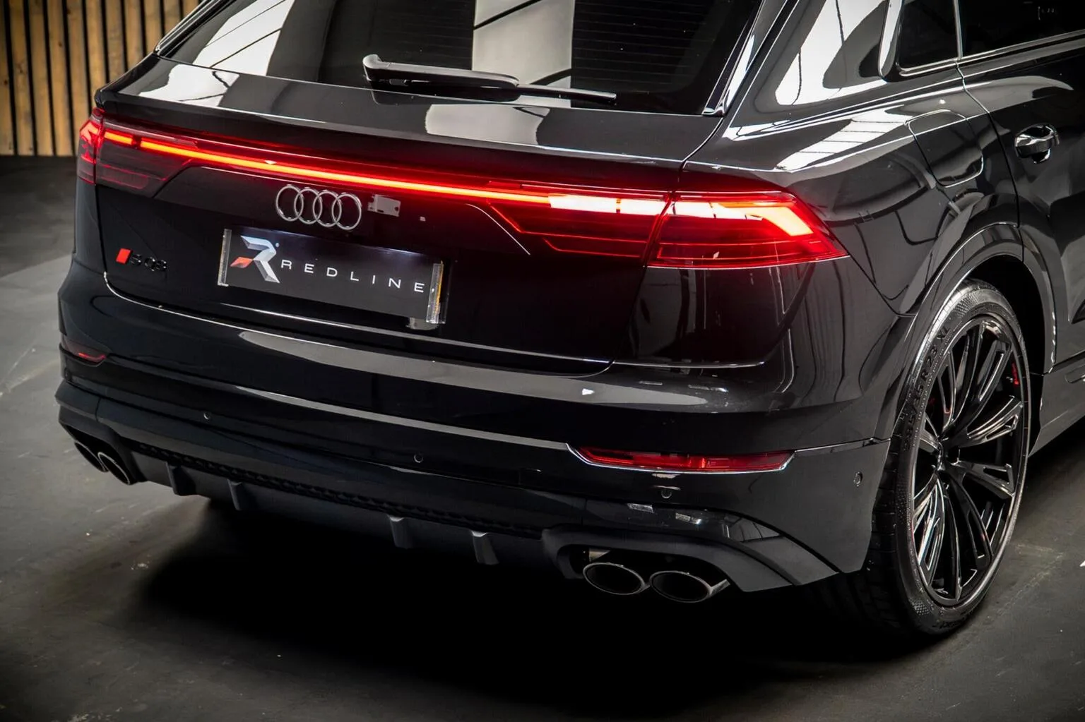2026 Audi SQ8 Black Edition, 21/30