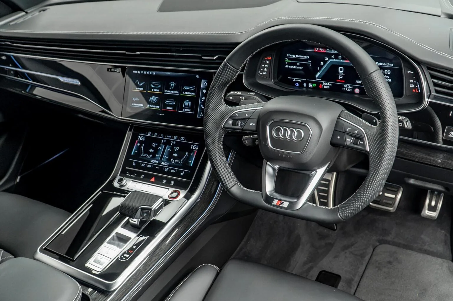 2026 Audi SQ8 Black Edition, 22/30