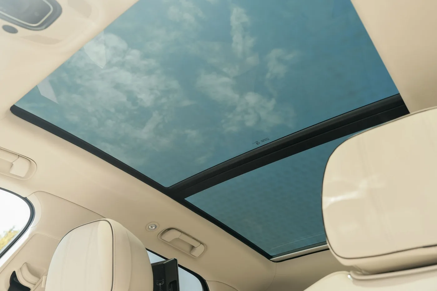 2026 Bentley Bentayga offered by a franchised dealer group in Ripley, United Kingdom, photo 11 of 25