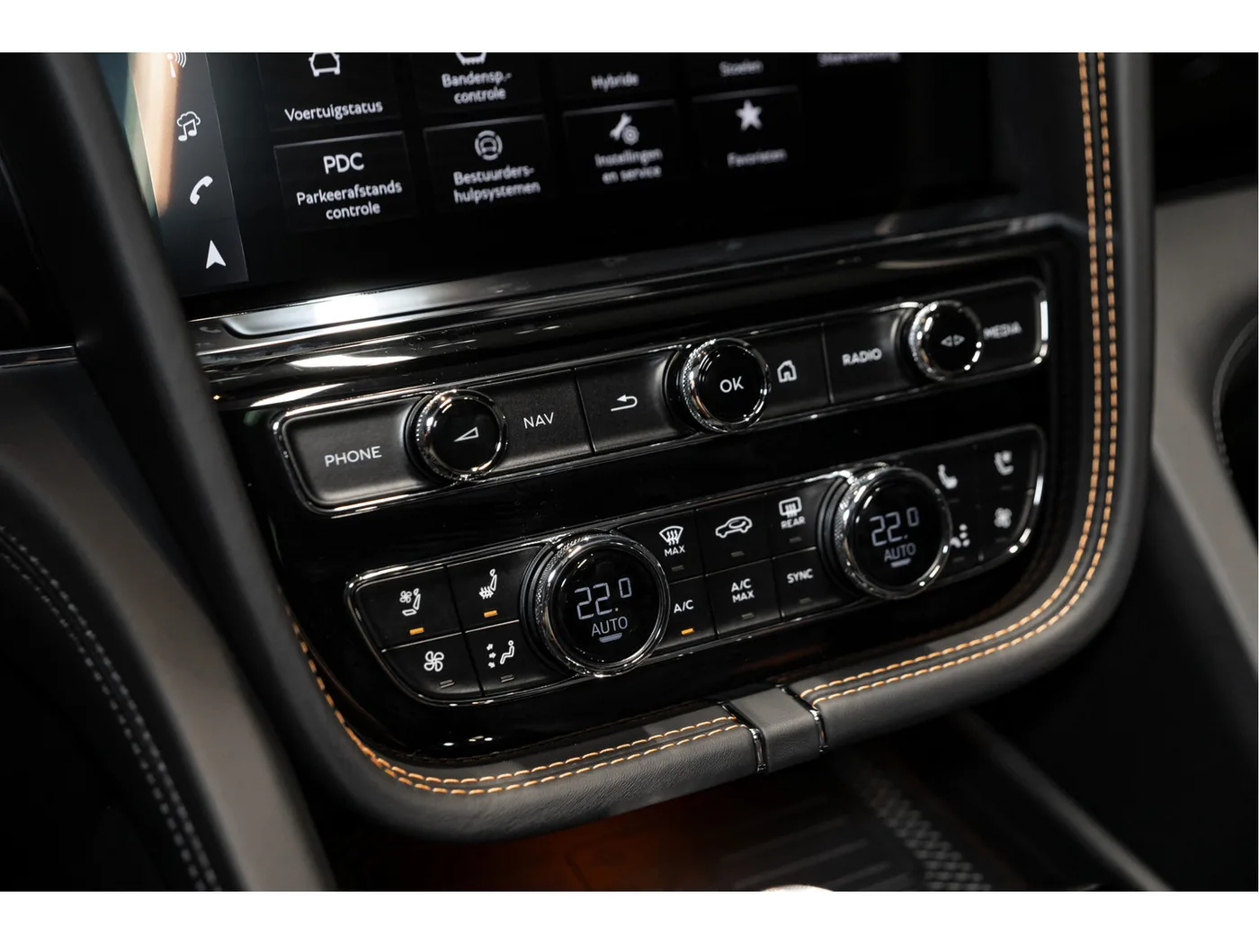 2026 Bentley Bentayga Azure Hybrid proposée par un concessionnaire agréé Bentley à Leusden, Pays-Bas, photo 25 sur 25